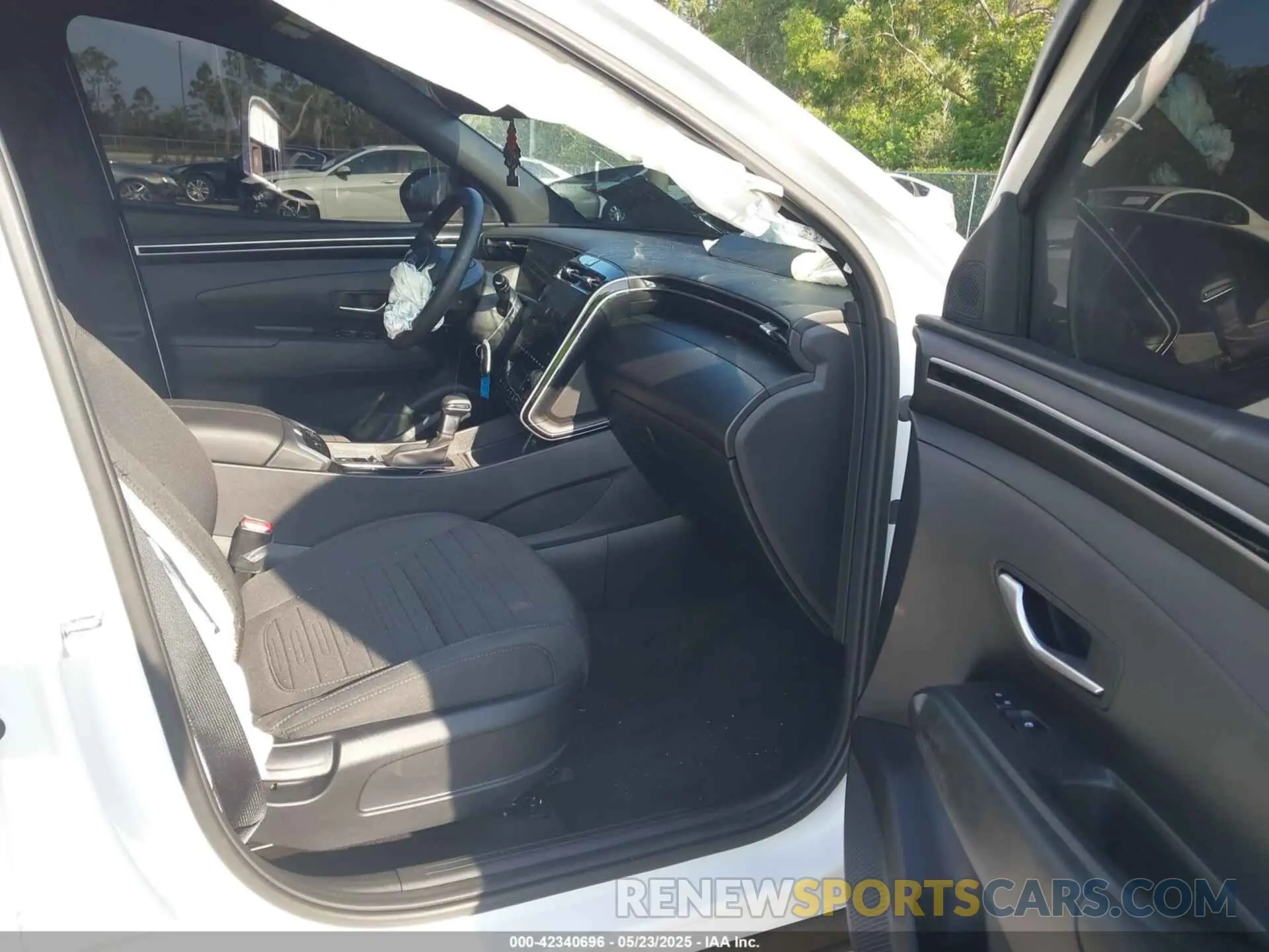 5 fotografías del automóvil dañado 5NTJC4DE6RH117737 HYUNDAI SANTA CRUZ 2024