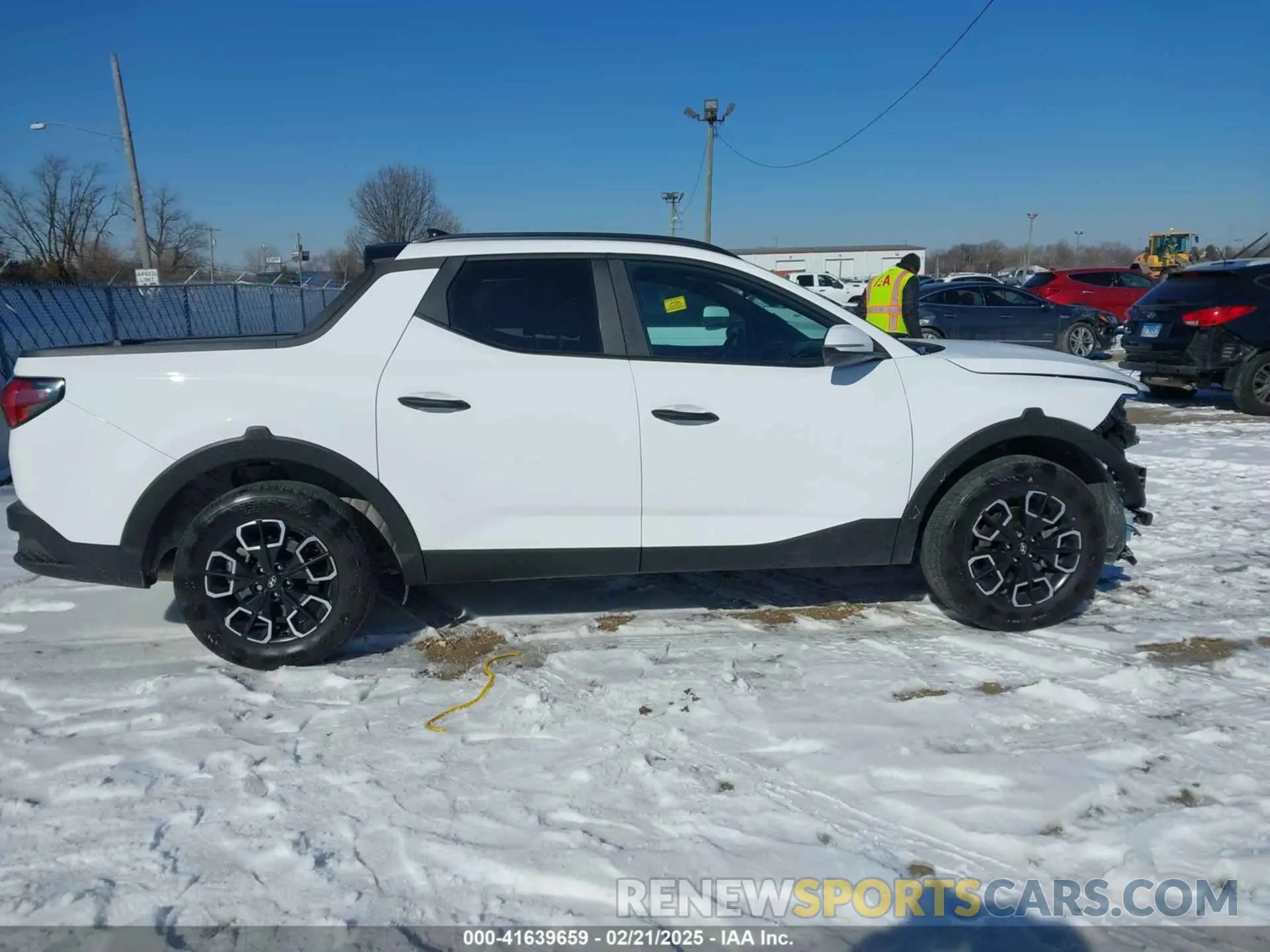 14 fotografías del automóvil dañado 5NTJCDAE2RH093666 HYUNDAI SANTA CRUZ 2024