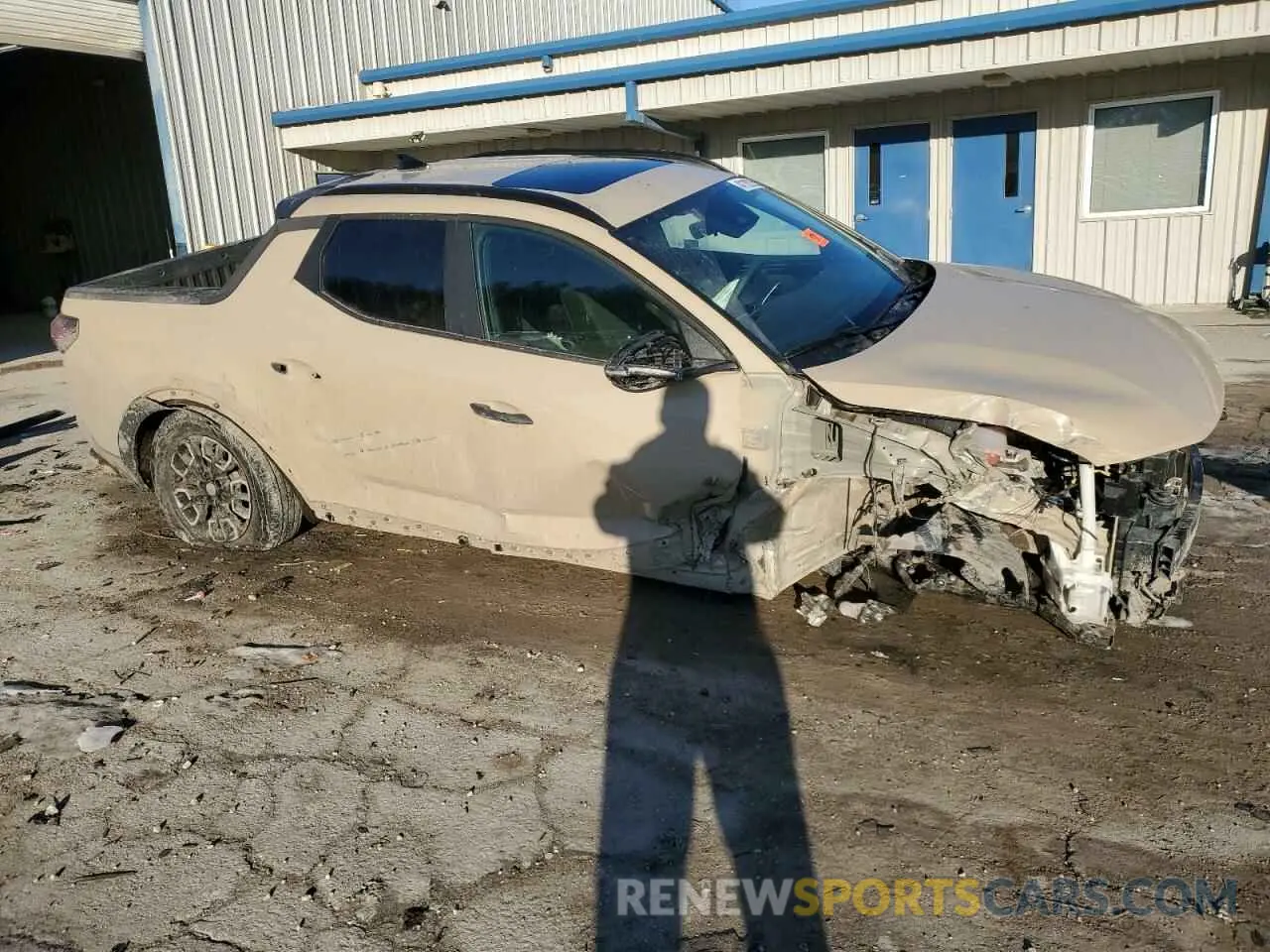 4 fotografías del automóvil dañado 5NTJCDAE4RH084113 HYUNDAI SANTA CRUZ 2024