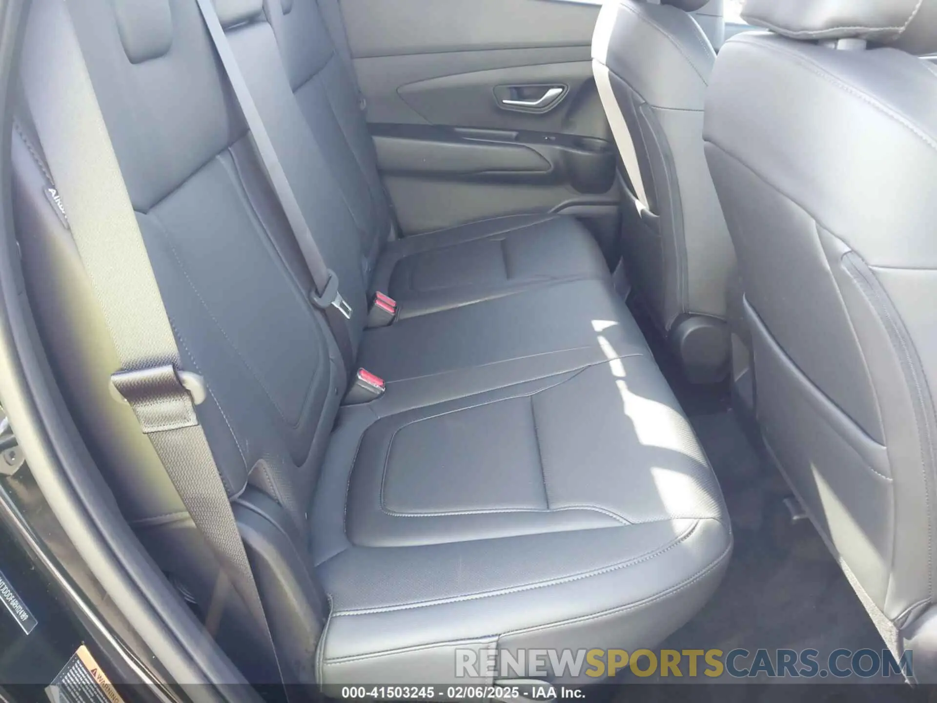 8 fotografías del automóvil dañado 5NTJDDDF6RH124189 HYUNDAI SANTA CRUZ 2024