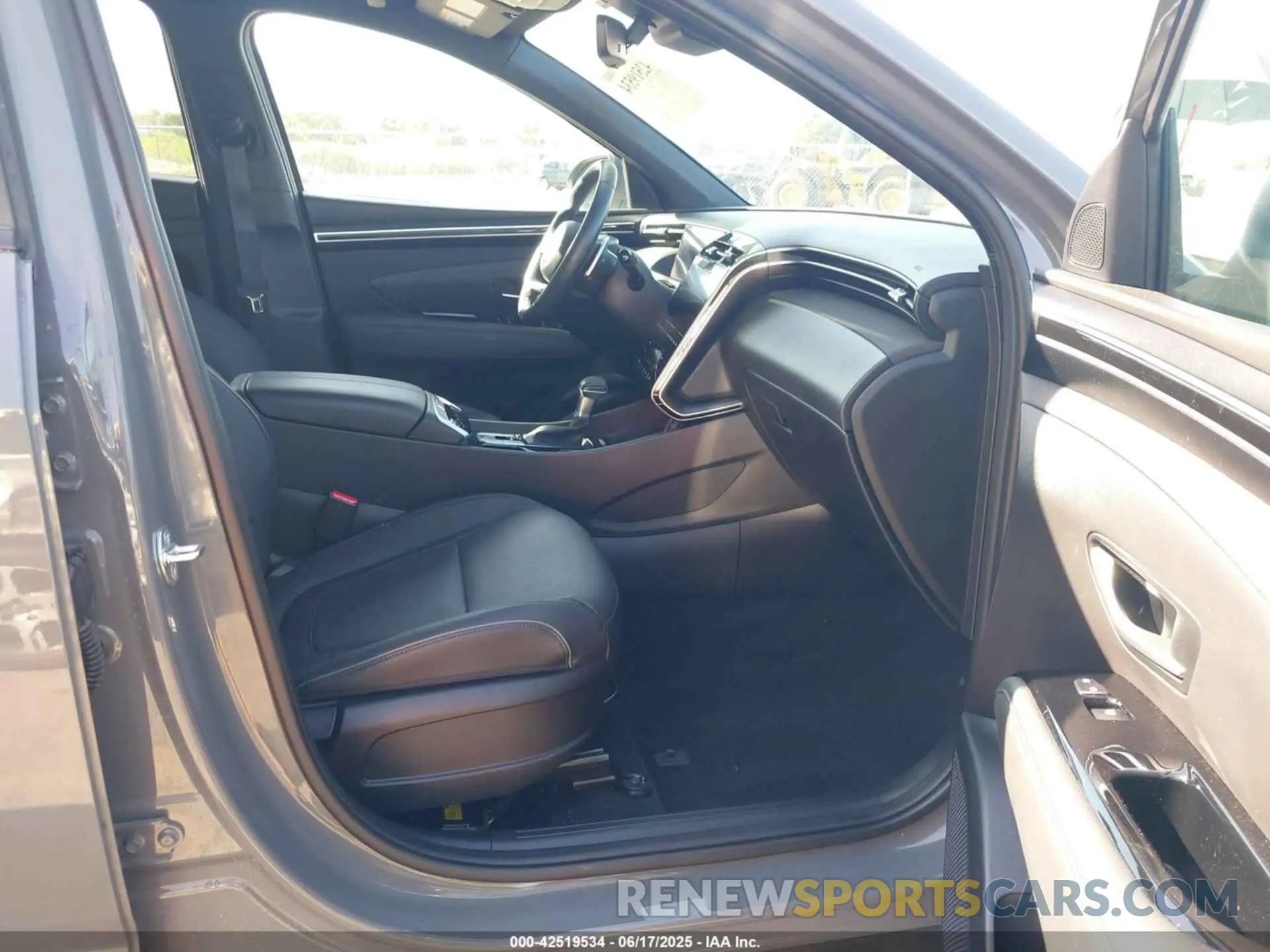 5 fotografías del automóvil dañado 5NTJEDAFXRH083759 HYUNDAI SANTA CRUZ 2024