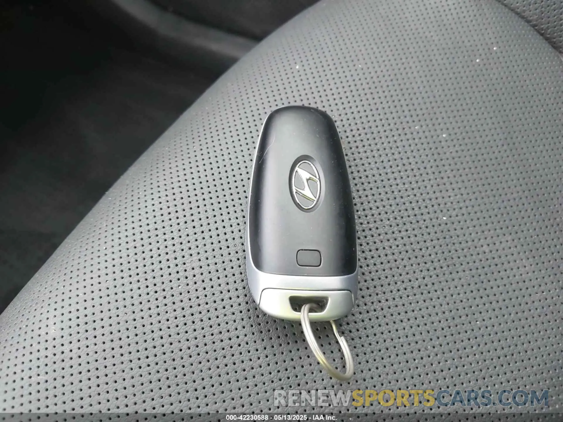 11 fotografías del automóvil dañado 5NTJEDDF1RH110908 HYUNDAI SANTA CRUZ 2024