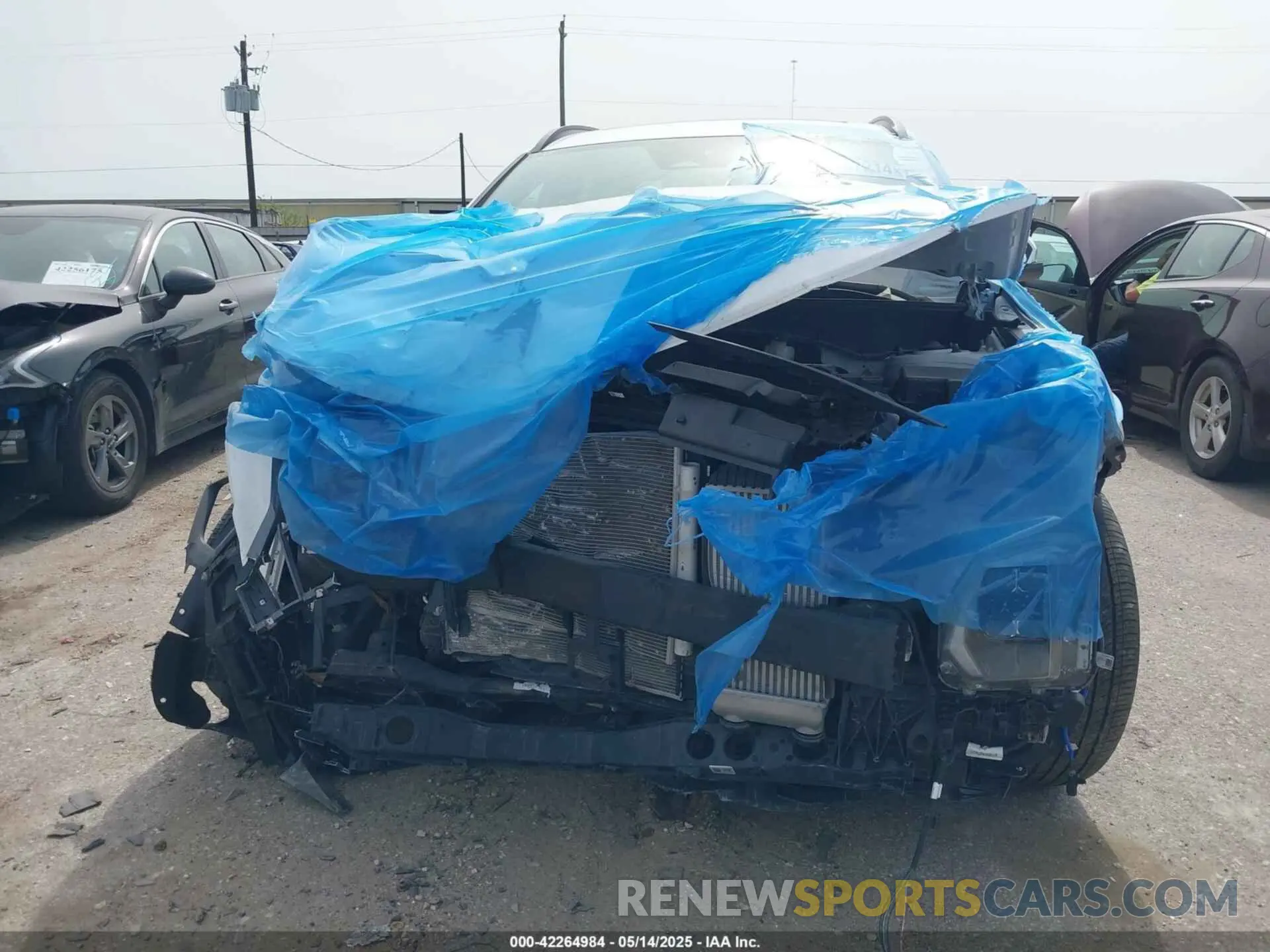 12 fotografías del automóvil dañado 5NTJEDDF5RH124567 HYUNDAI SANTA CRUZ 2024