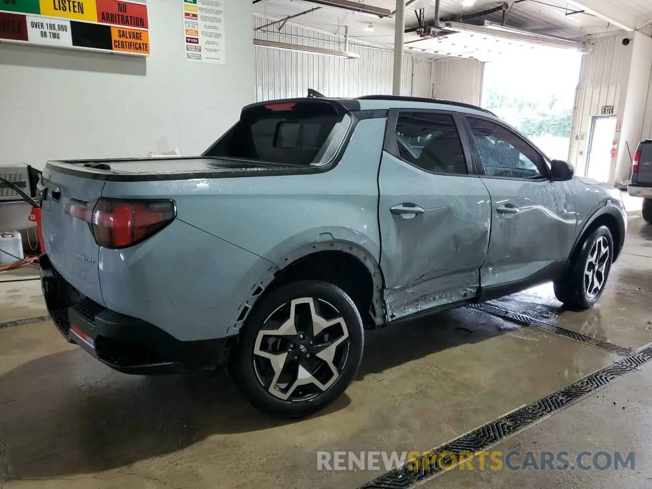 3 fotografías del automóvil dañado 5NTJEDDF8RH104734 HYUNDAI SANTA CRUZ 2024