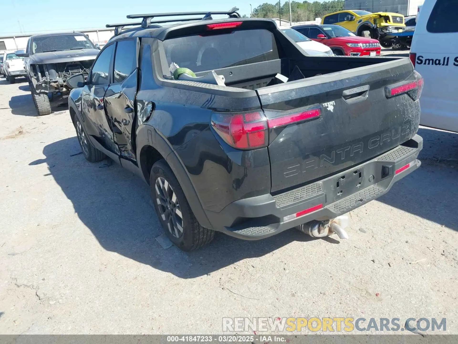 3 fotografías del automóvil dañado 5NTJB4DEXSH126191 HYUNDAI SANTA CRUZ 2025