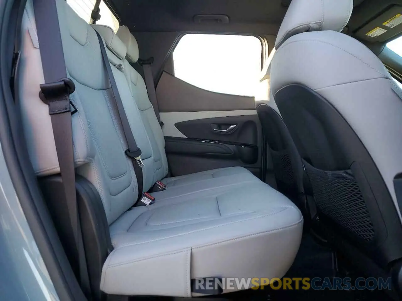 10 fotografías del automóvil dañado 5NTJEDDF5SH130701 HYUNDAI SANTA CRUZ 2025