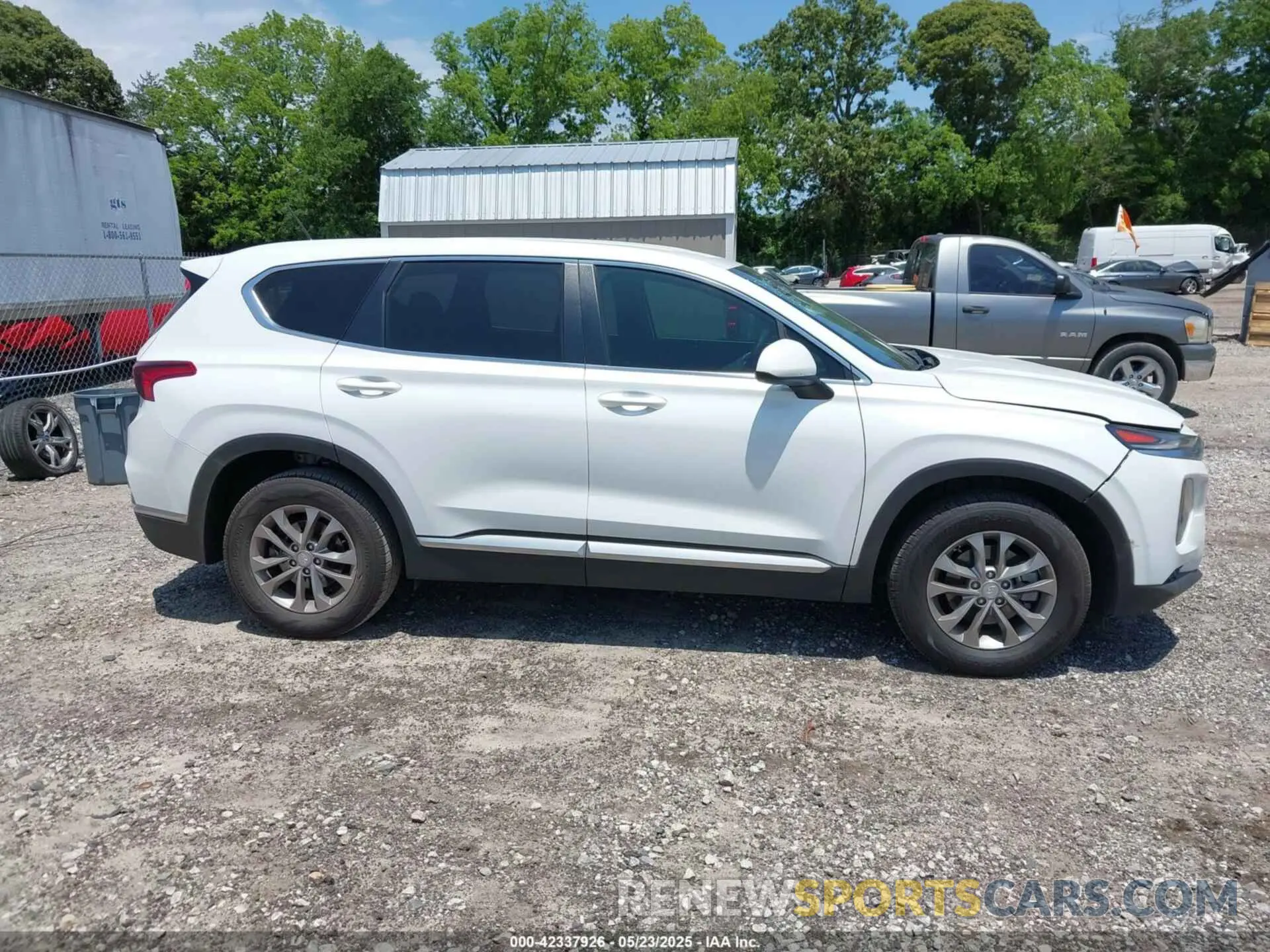13 fotografías del automóvil dañado 5NMS23AD0KH013811 HYUNDAI SANTA FE 2019