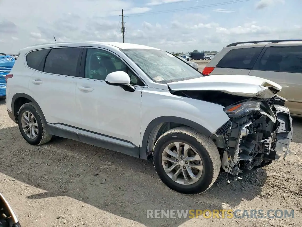 4 fotografías del automóvil dañado 5NMS23AD0KH106263 HYUNDAI SANTA FE 2019