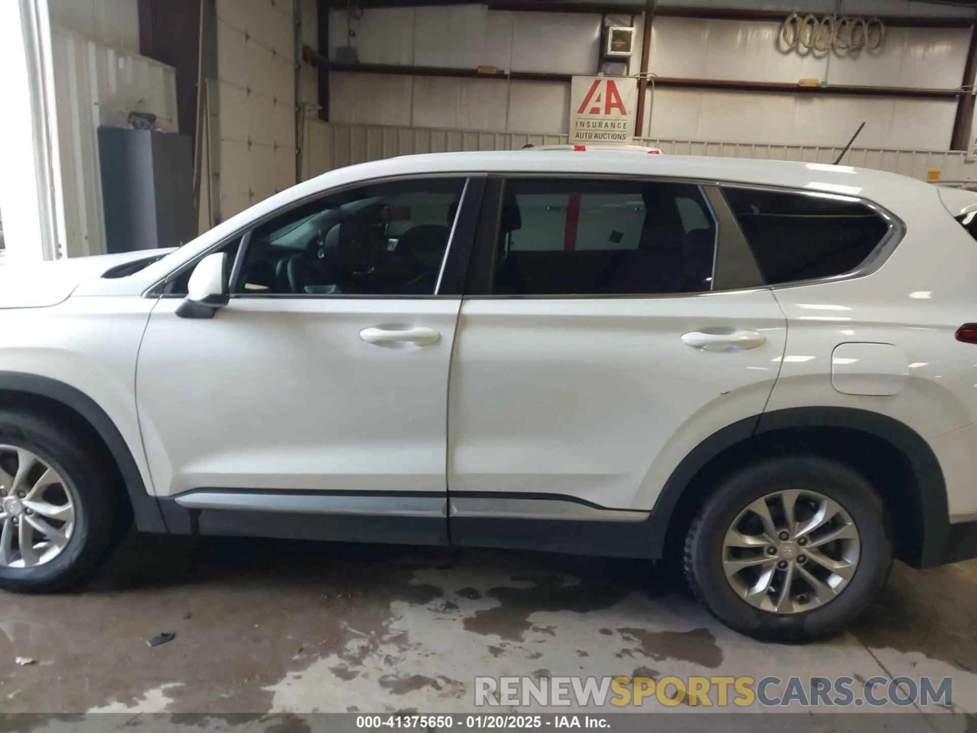 15 fotografías del automóvil dañado 5NMS23AD1KH063472 HYUNDAI SANTA FE 2019