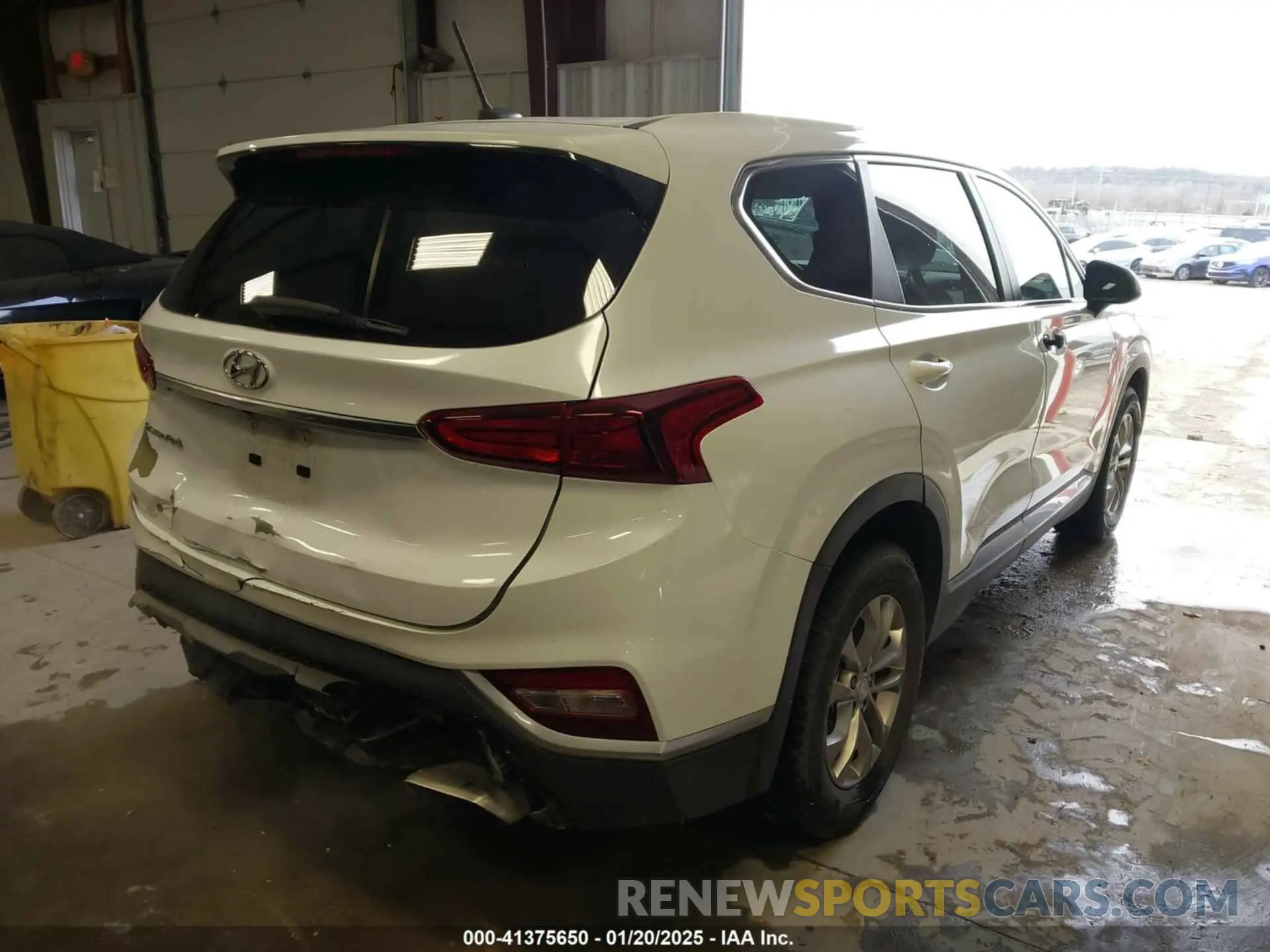 4 fotografías del automóvil dañado 5NMS23AD1KH063472 HYUNDAI SANTA FE 2019