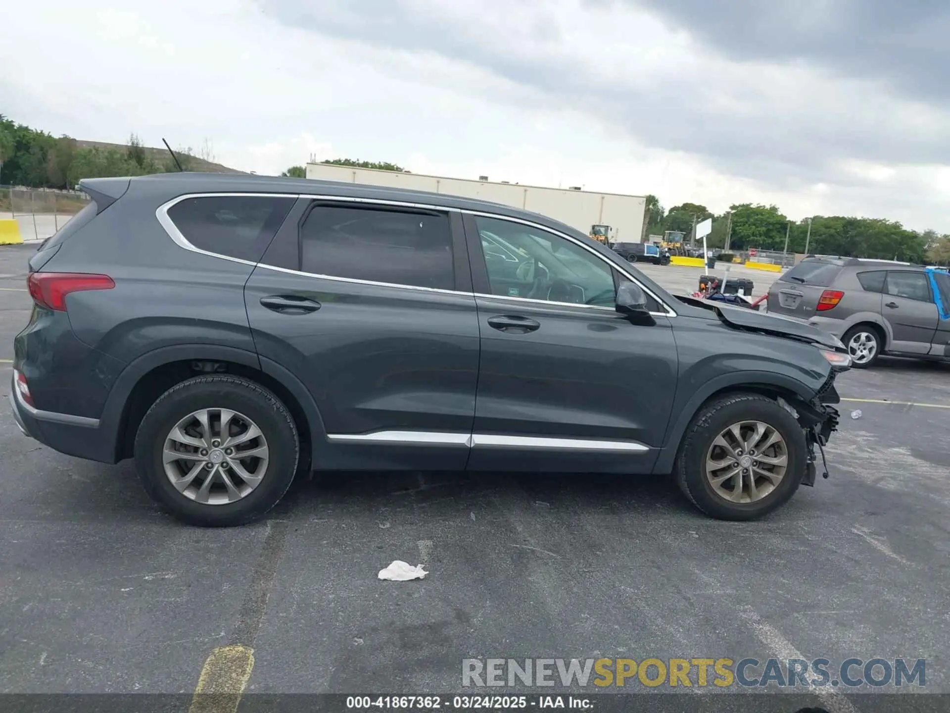 14 fotografías del automóvil dañado 5NMS23AD1KH067456 HYUNDAI SANTA FE 2019