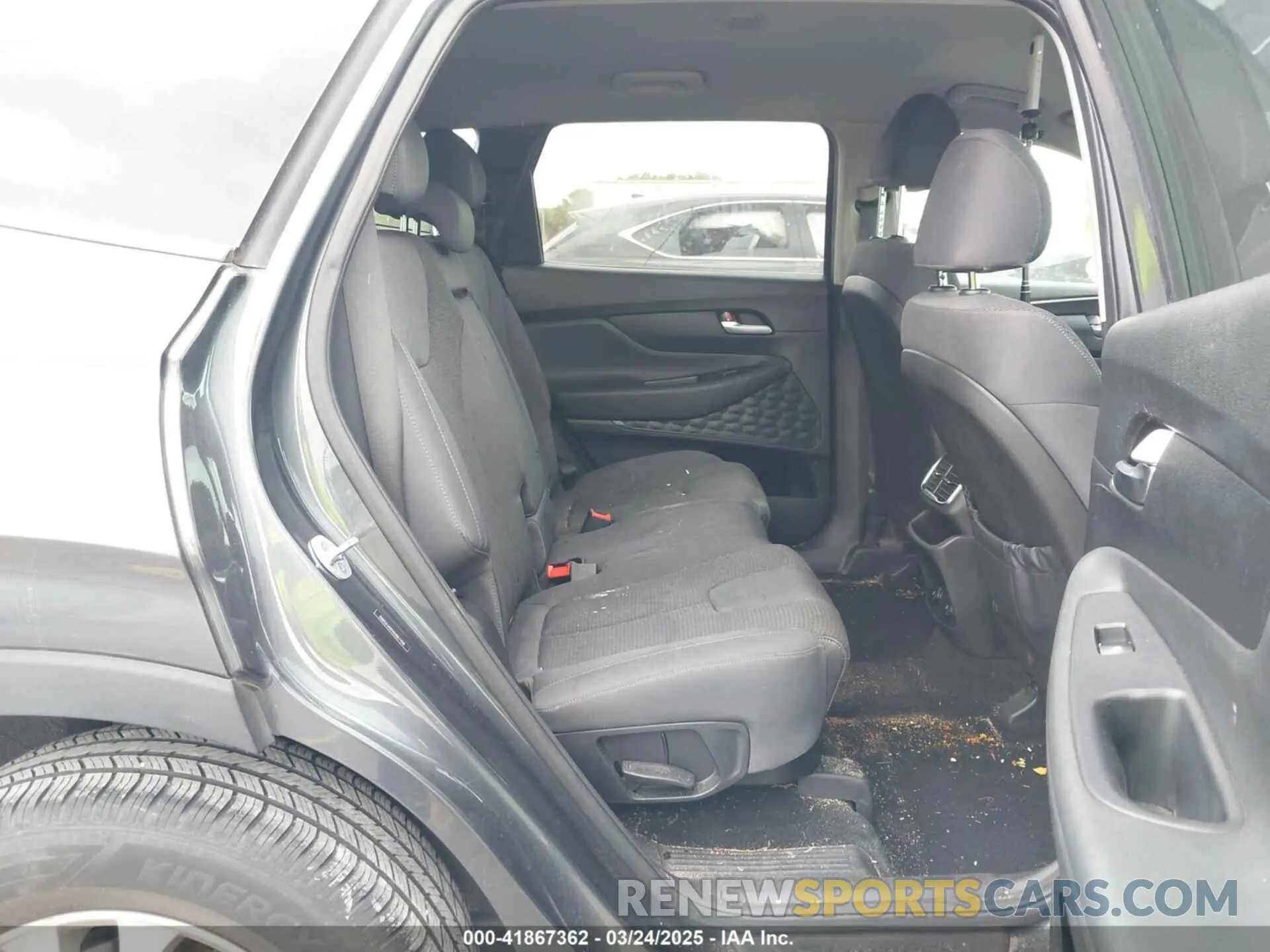 8 fotografías del automóvil dañado 5NMS23AD1KH067456 HYUNDAI SANTA FE 2019