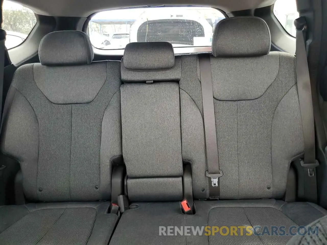 10 fotografías del automóvil dañado 5NMS23AD2KH100402 HYUNDAI SANTA FE 2019