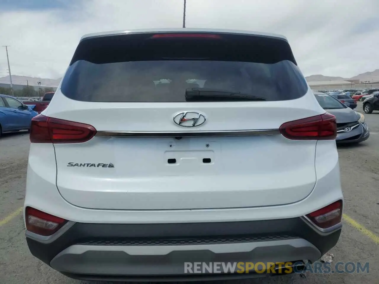 6 fotografías del automóvil dañado 5NMS23AD2KH100402 HYUNDAI SANTA FE 2019