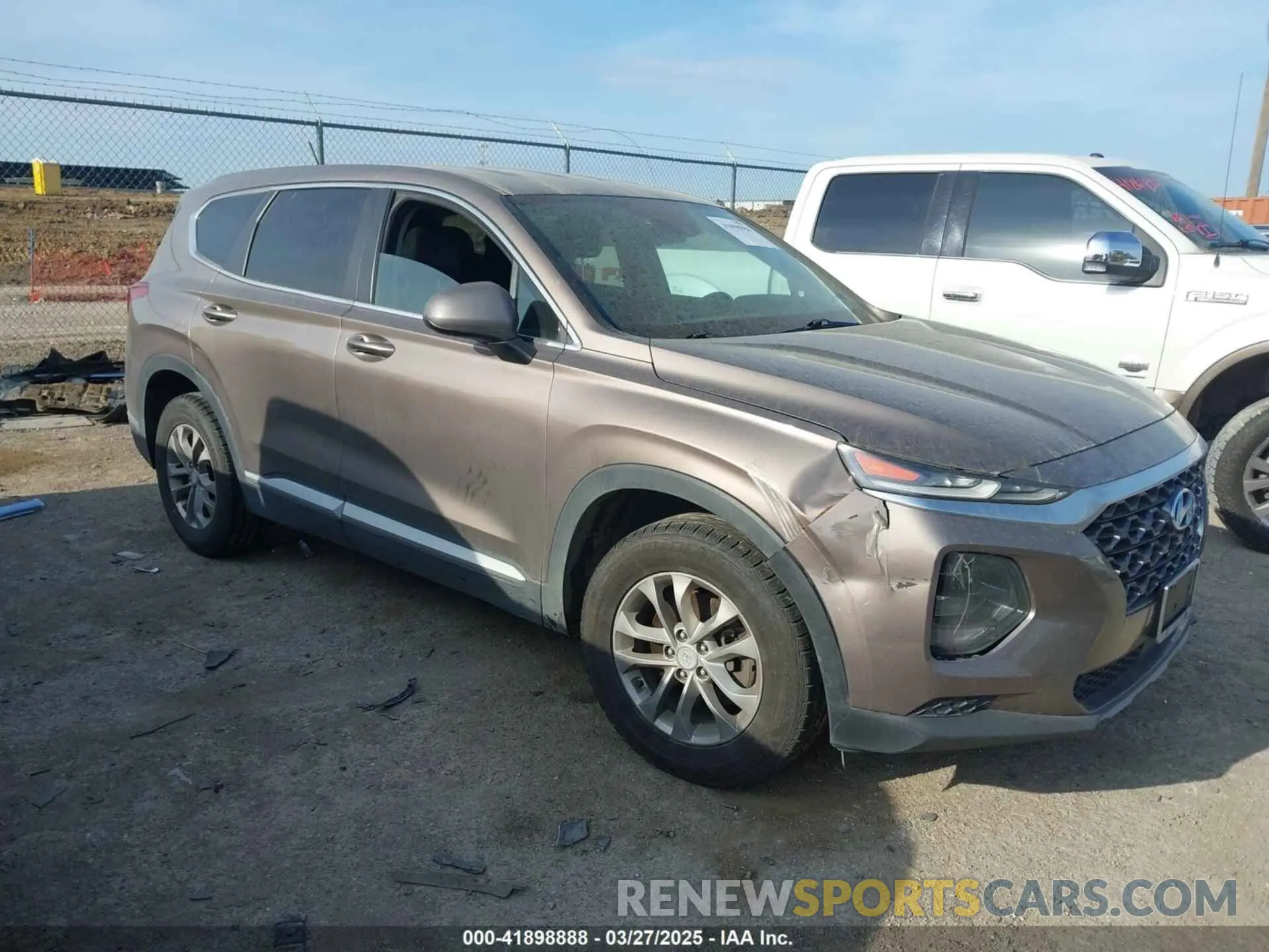 1 fotografías del automóvil dañado 5NMS23AD3KH117001 HYUNDAI SANTA FE 2019