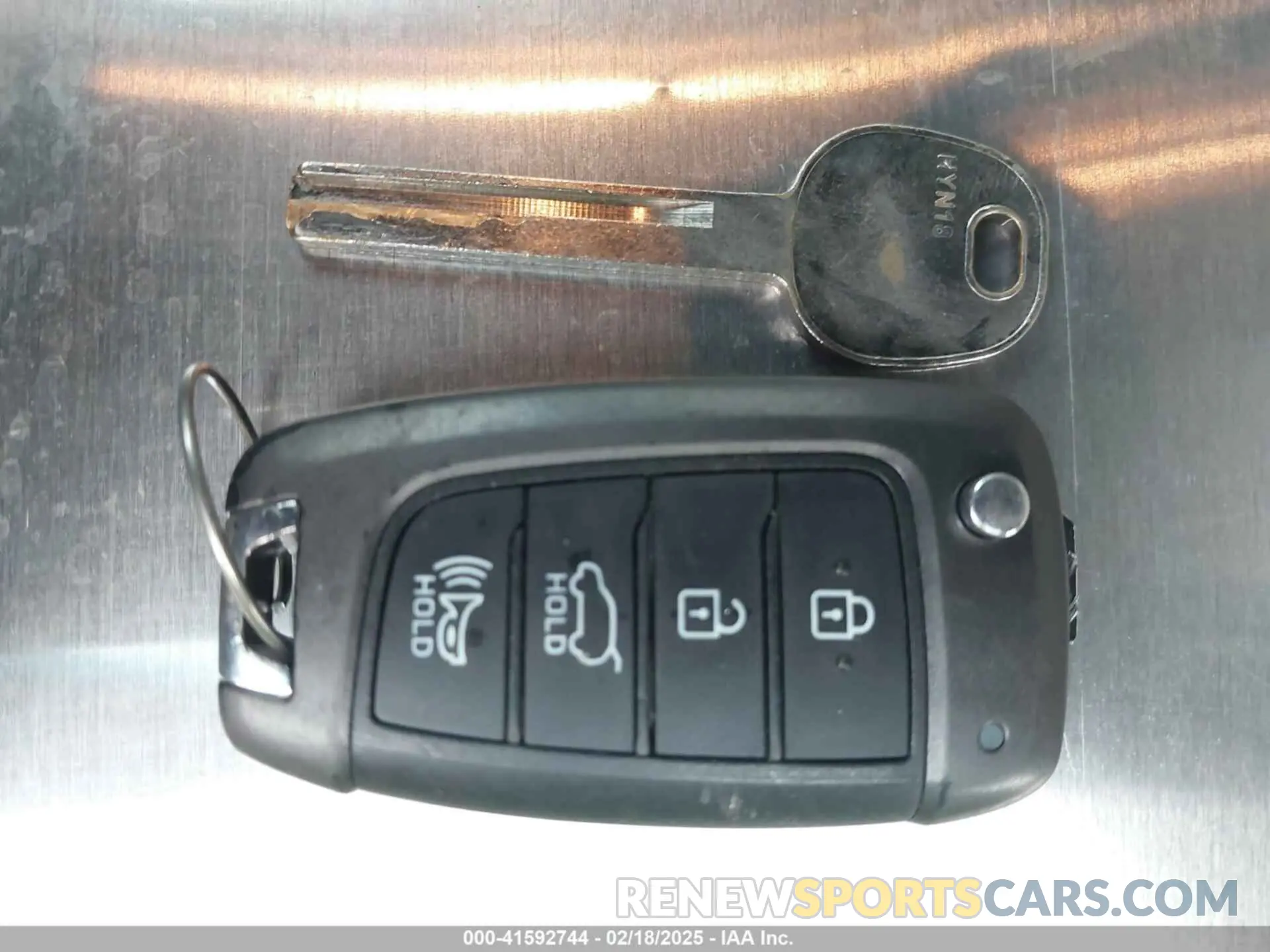 11 fotografías del automóvil dañado 5NMS23AD4KH034838 HYUNDAI SANTA FE 2019
