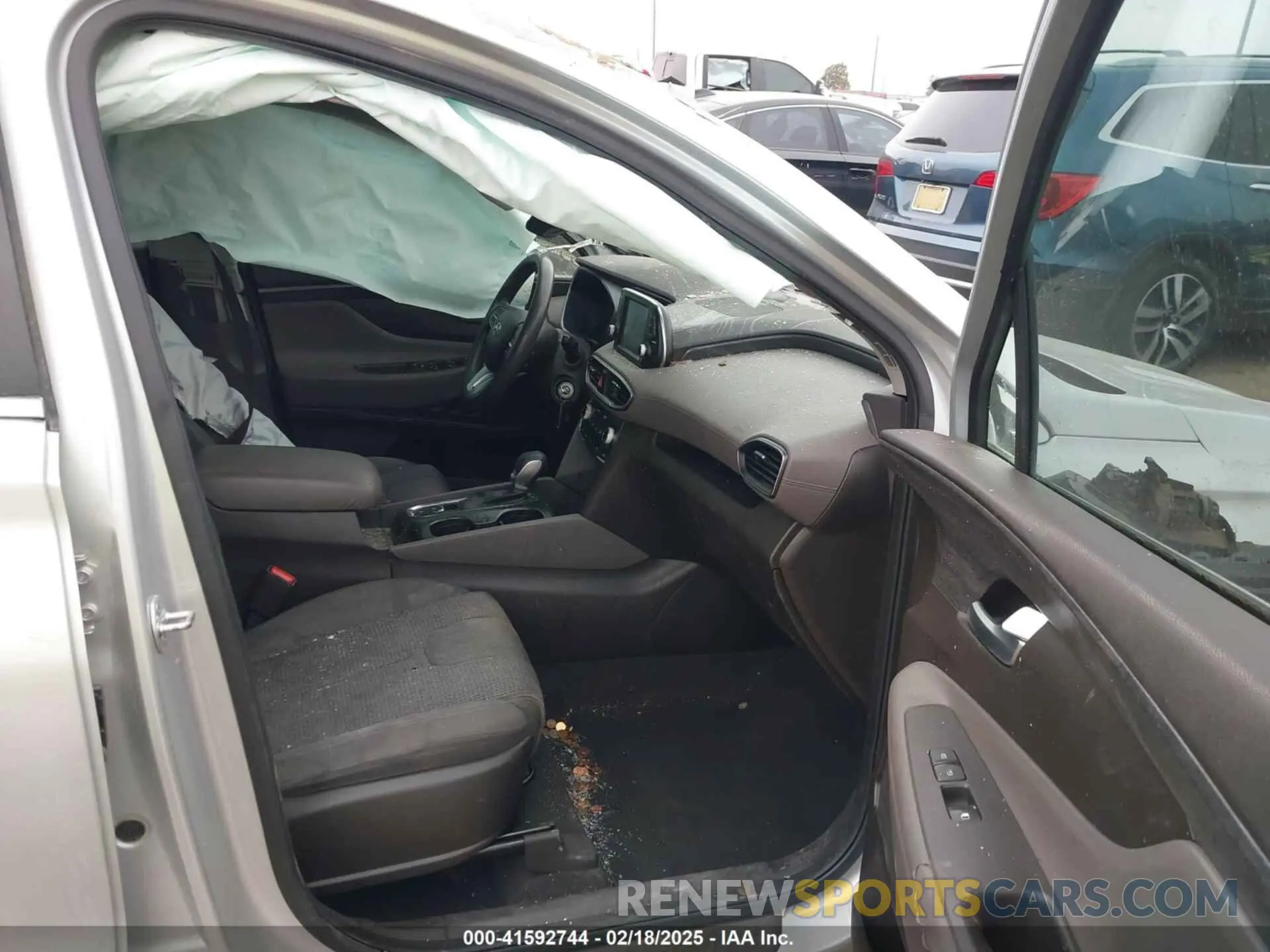 5 fotografías del automóvil dañado 5NMS23AD4KH034838 HYUNDAI SANTA FE 2019