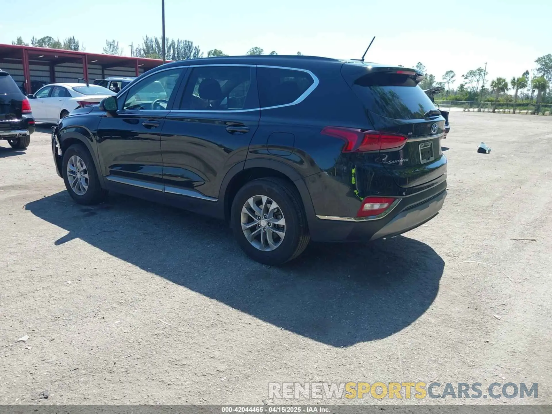 3 fotografías del automóvil dañado 5NMS23AD4KH088902 HYUNDAI SANTA FE 2019
