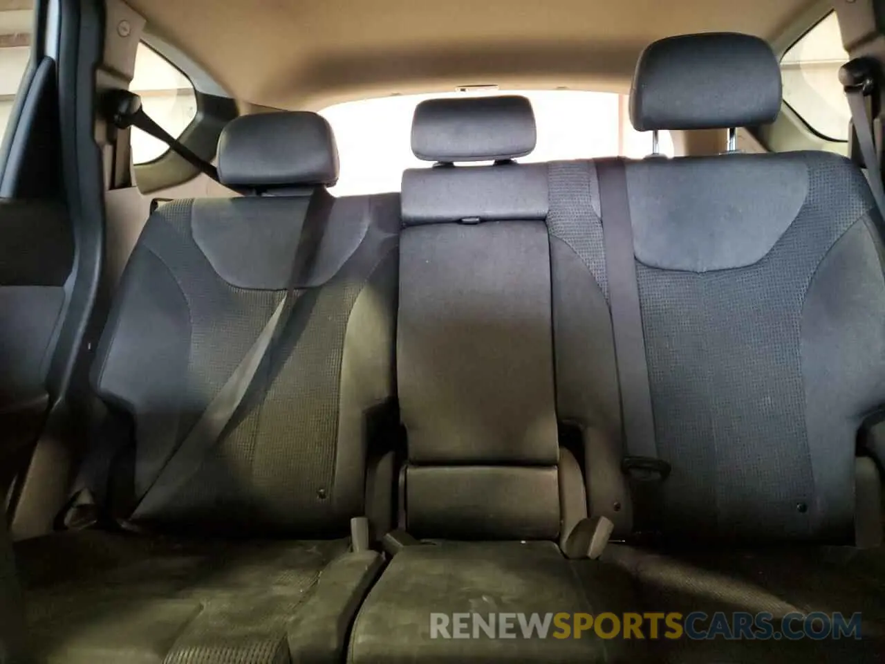10 fotografías del automóvil dañado 5NMS23AD6KH009486 HYUNDAI SANTA FE 2019