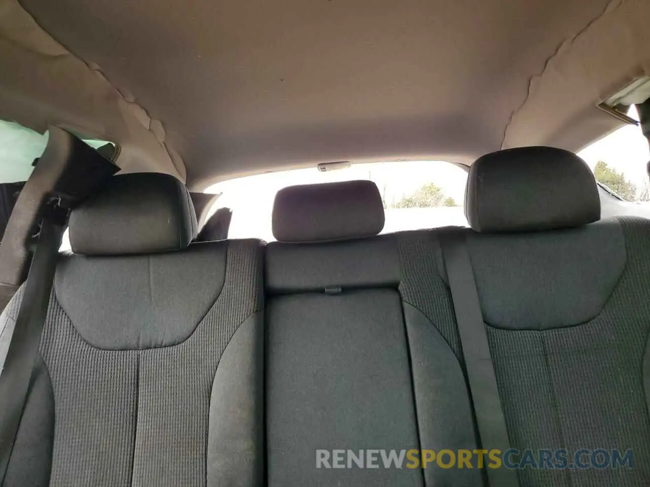 10 fotografías del automóvil dañado 5NMS23AD6KH049065 HYUNDAI SANTA FE 2019