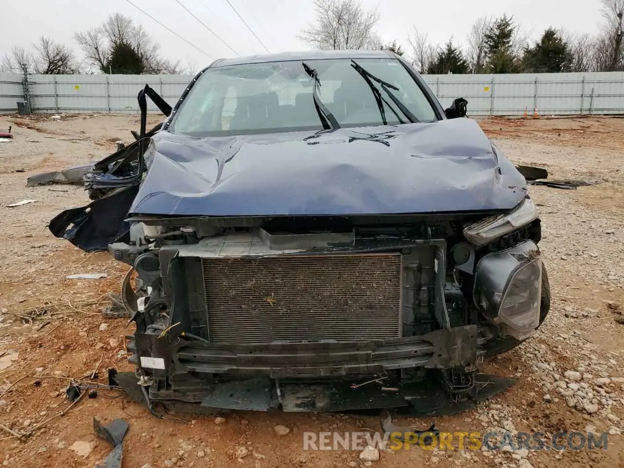 5 fotografías del automóvil dañado 5NMS23AD6KH049065 HYUNDAI SANTA FE 2019