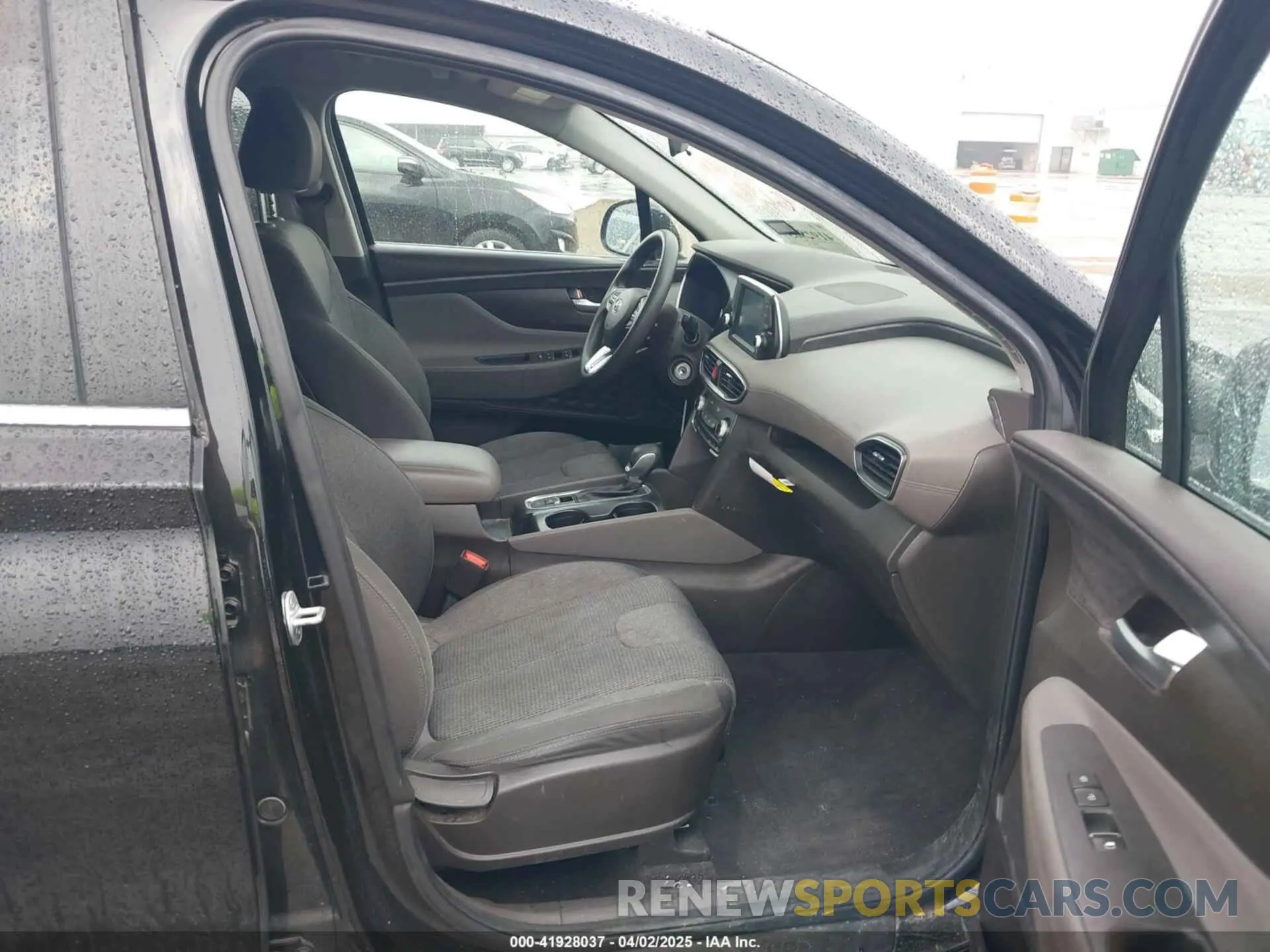 5 fotografías del automóvil dañado 5NMS23AD8KH097795 HYUNDAI SANTA FE 2019
