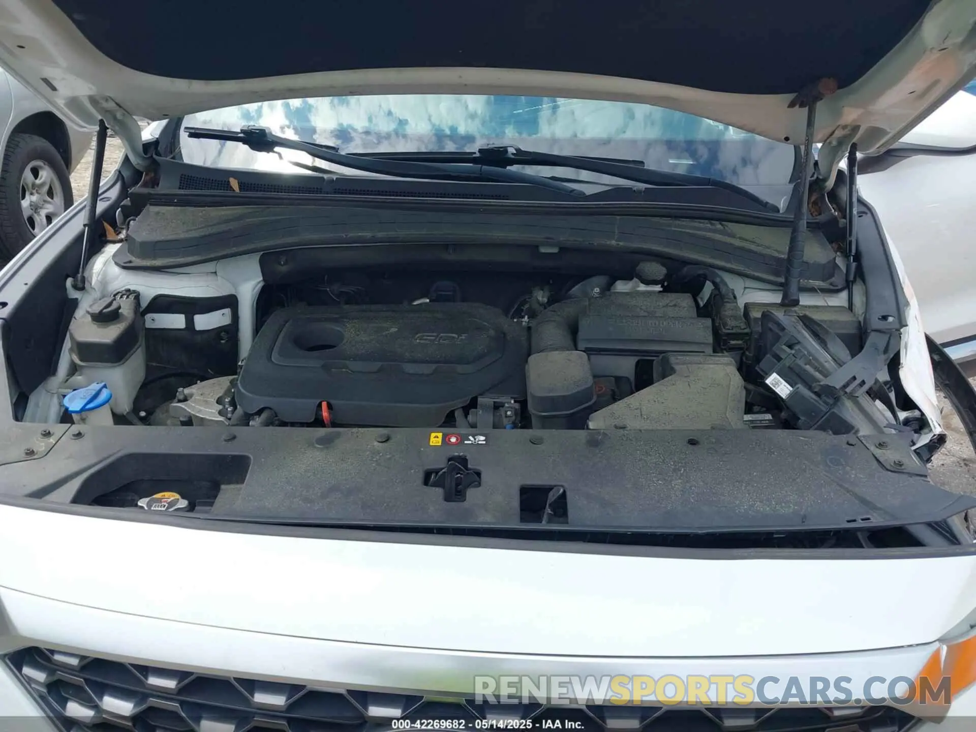 10 fotografías del automóvil dañado 5NMS23AD8KH102090 HYUNDAI SANTA FE 2019