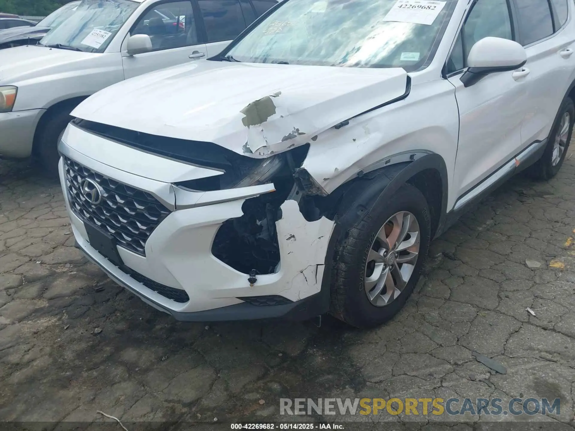 6 fotografías del automóvil dañado 5NMS23AD8KH102090 HYUNDAI SANTA FE 2019