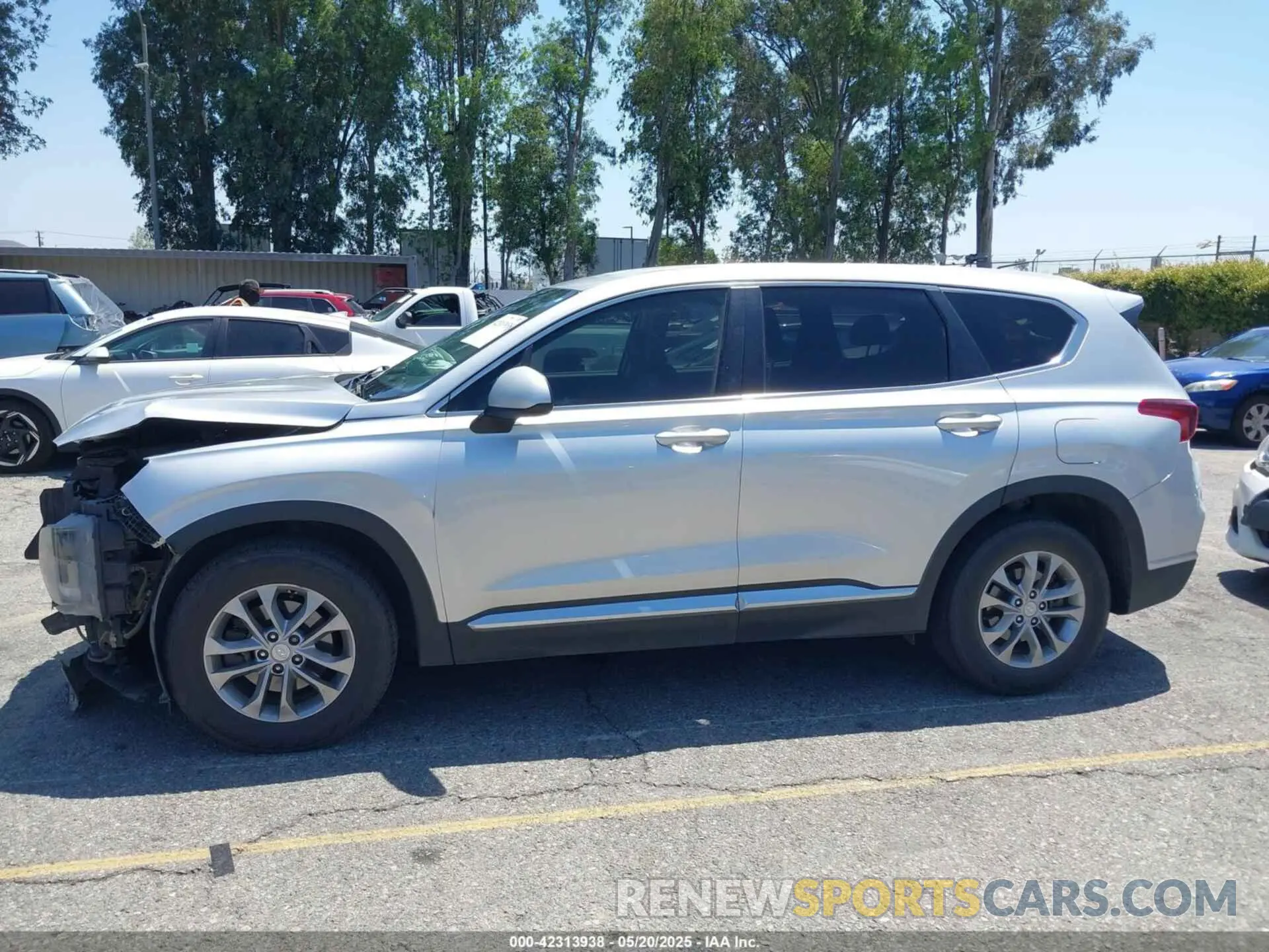 15 fotografías del automóvil dañado 5NMS23ADXKH000872 HYUNDAI SANTA FE 2019