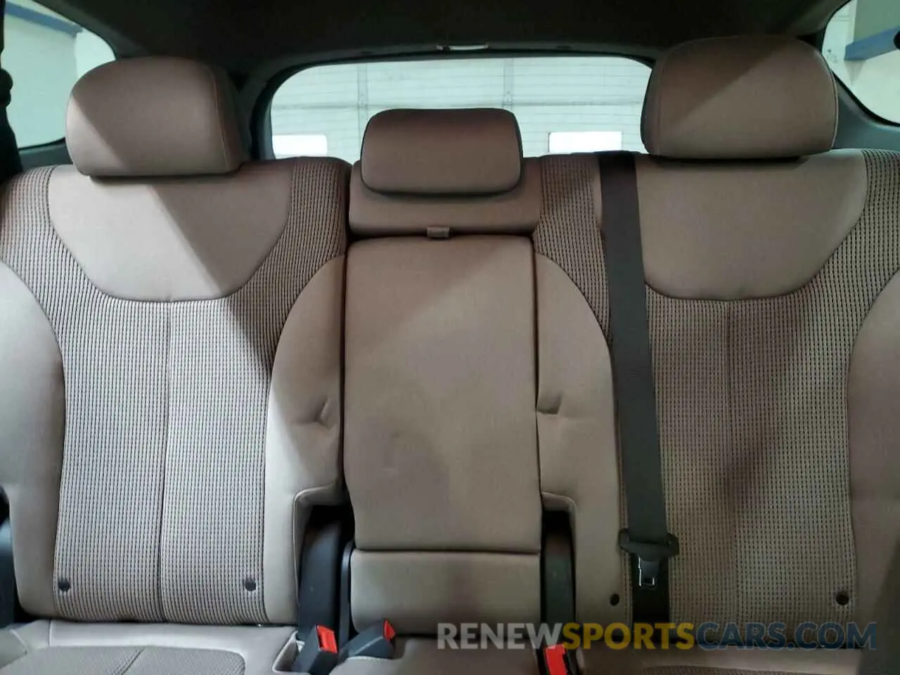 10 fotografías del automóvil dañado 5NMS2CAD0KH041561 HYUNDAI SANTA FE 2019