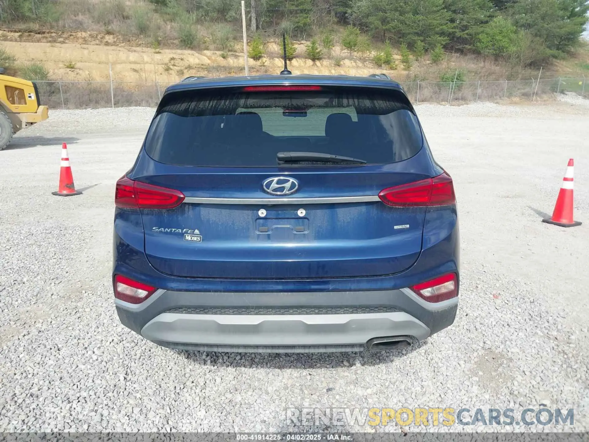 17 fotografías del automóvil dañado 5NMS2CAD1KH029273 HYUNDAI SANTA FE 2019
