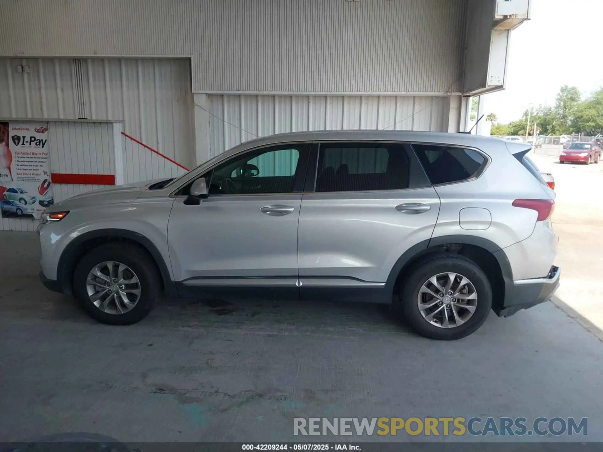 14 fotografías del automóvil dañado 5NMS2CAD2KH027290 HYUNDAI SANTA FE 2019