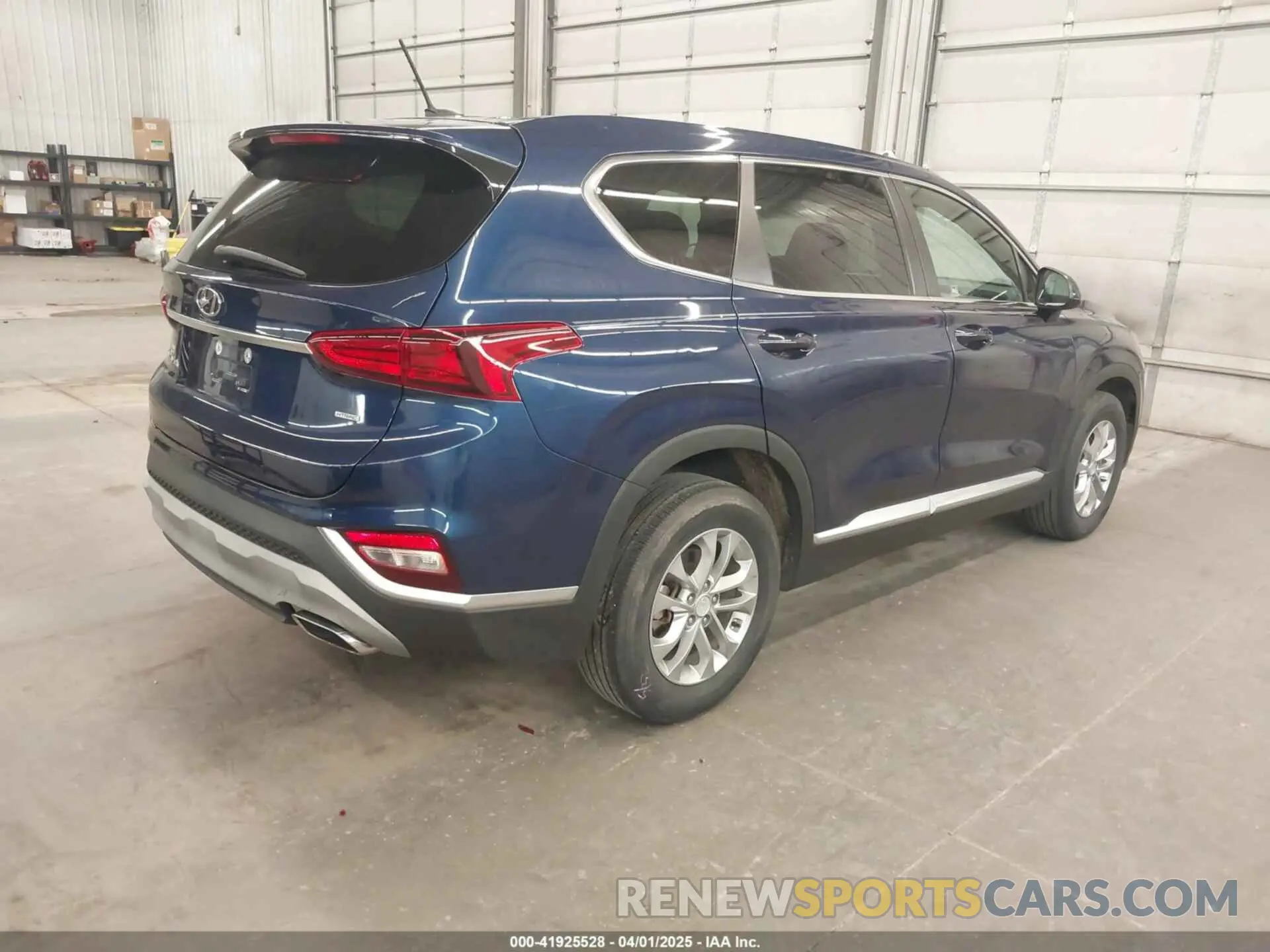 4 fotografías del automóvil dañado 5NMS2CAD4KH125897 HYUNDAI SANTA FE 2019