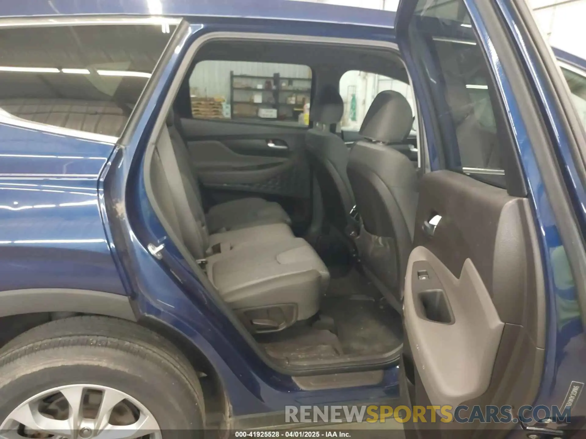 8 fotografías del automóvil dañado 5NMS2CAD4KH125897 HYUNDAI SANTA FE 2019