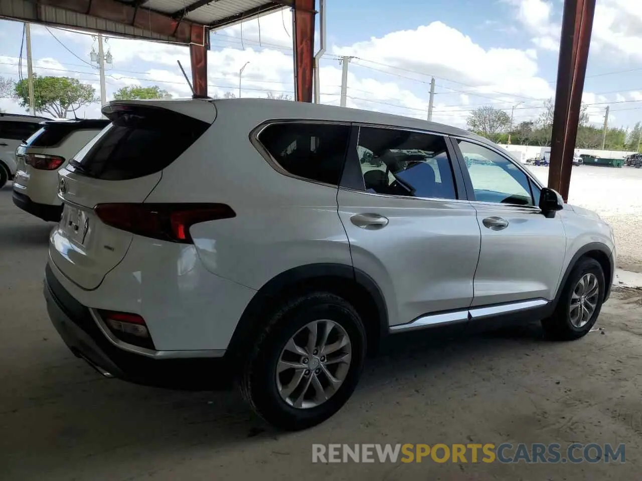 3 fotografías del automóvil dañado 5NMS2CAD5KH130557 HYUNDAI SANTA FE 2019