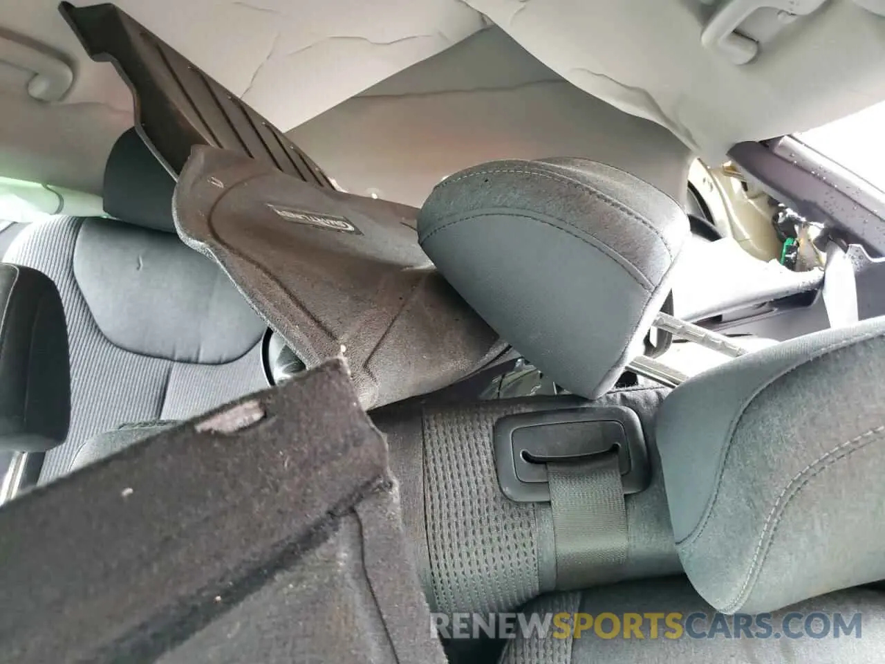 10 fotografías del automóvil dañado 5NMS2CAD6KH011433 HYUNDAI SANTA FE 2019