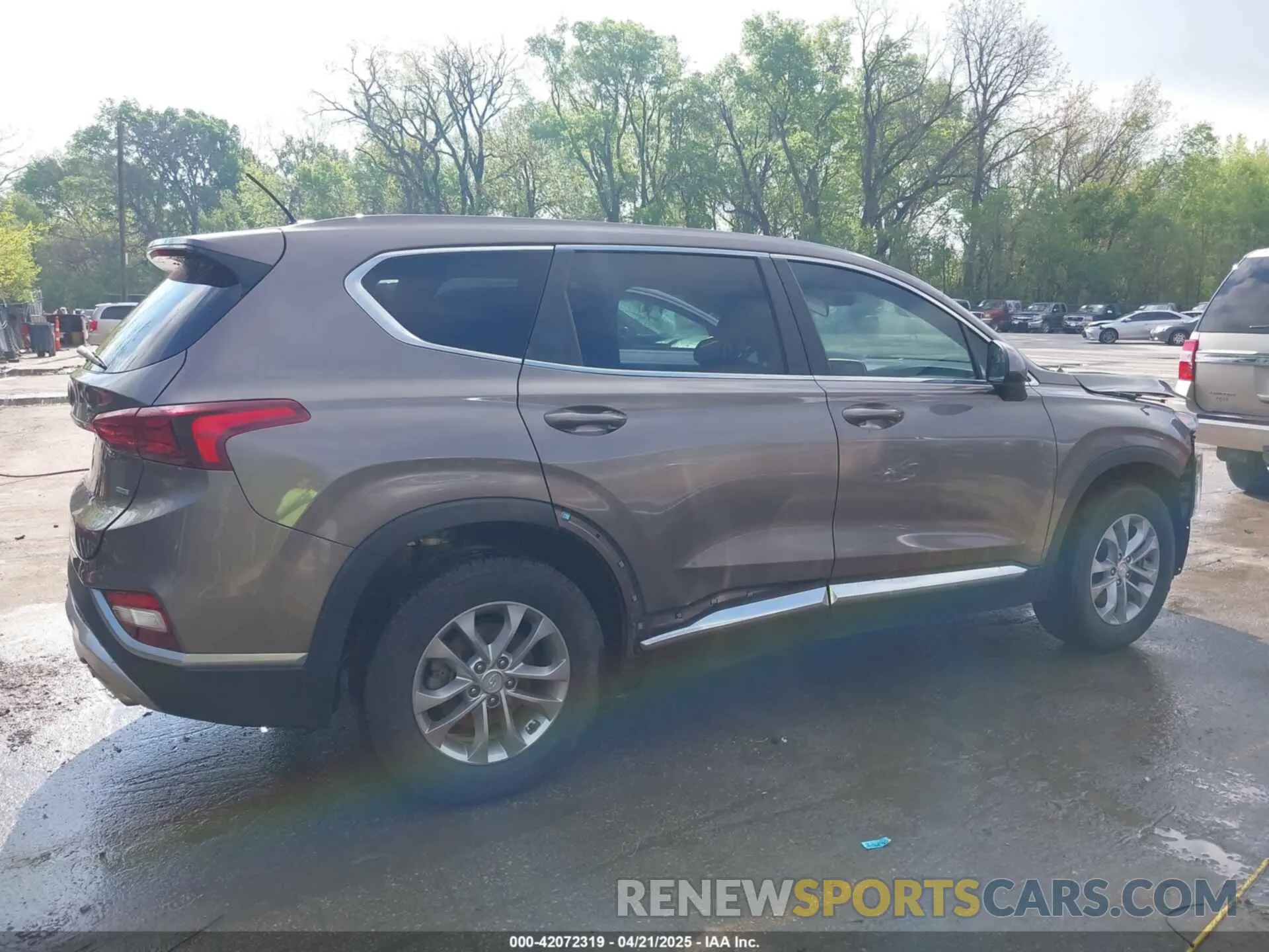 14 fotografías del automóvil dañado 5NMS2CAD6KH098590 HYUNDAI SANTA FE 2019