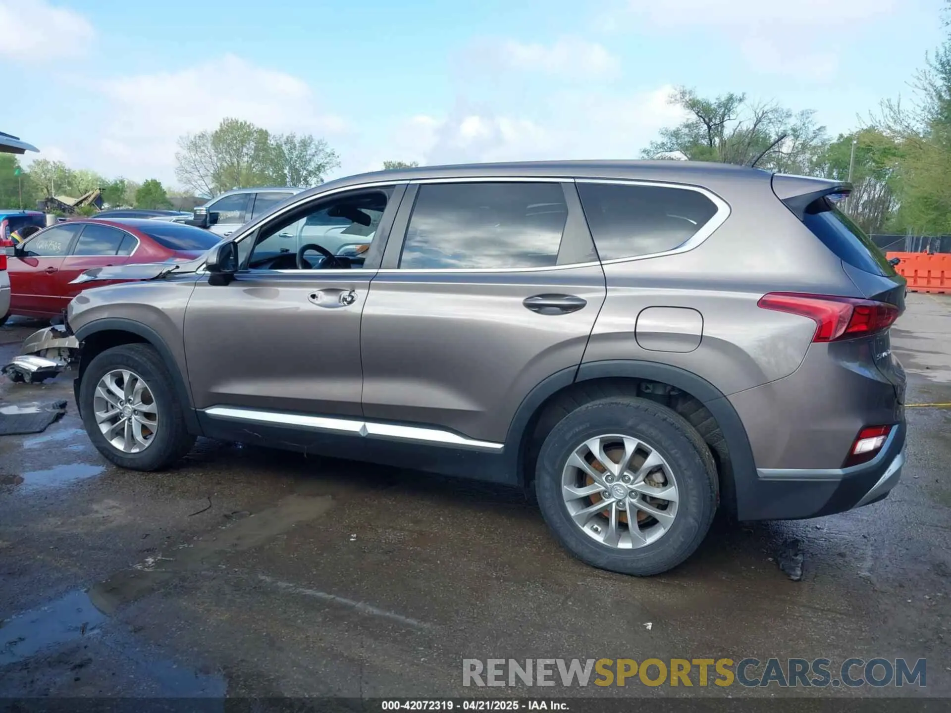 15 fotografías del automóvil dañado 5NMS2CAD6KH098590 HYUNDAI SANTA FE 2019