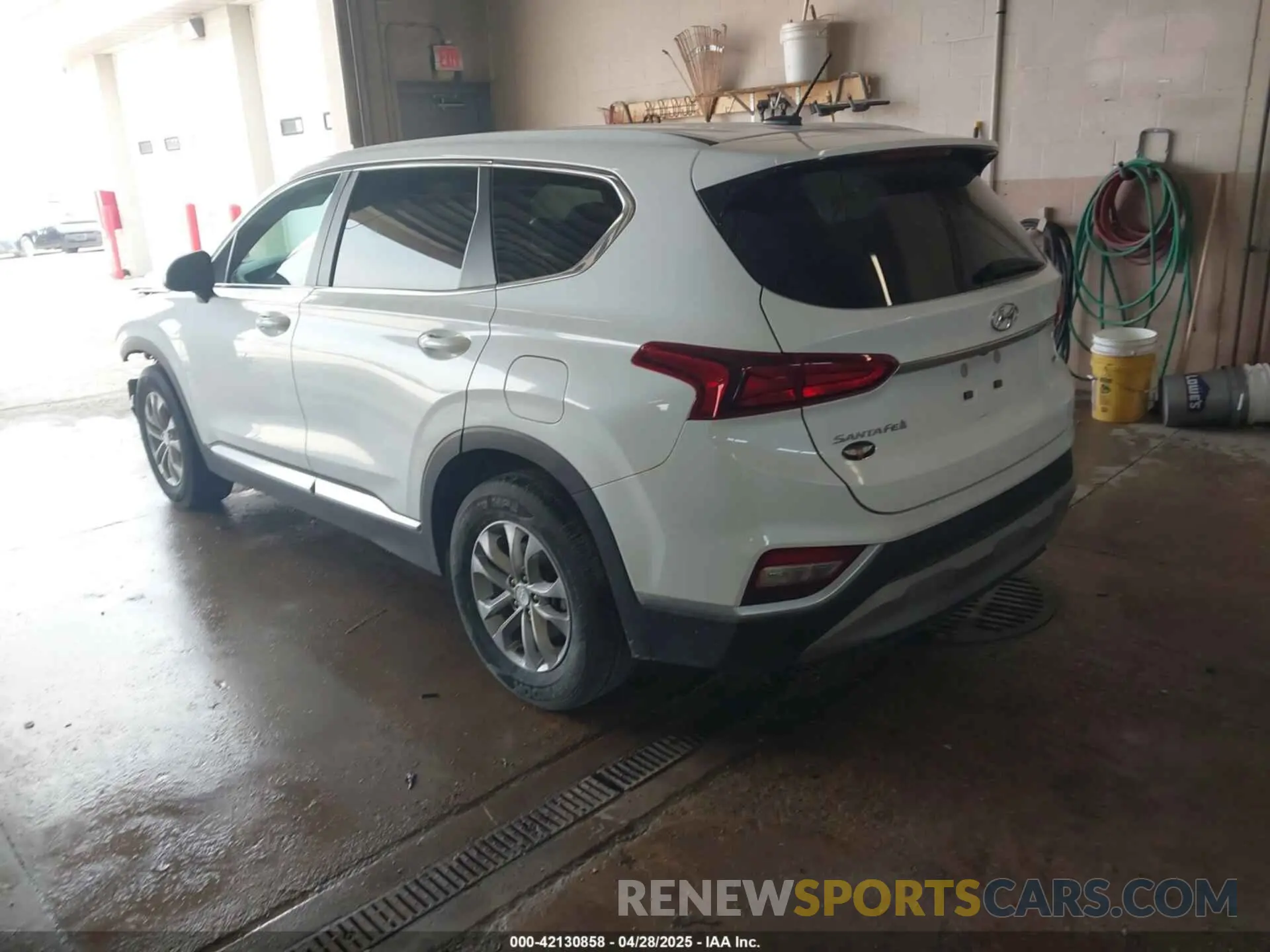 3 fotografías del automóvil dañado 5NMS2CAD6KH135413 HYUNDAI SANTA FE 2019
