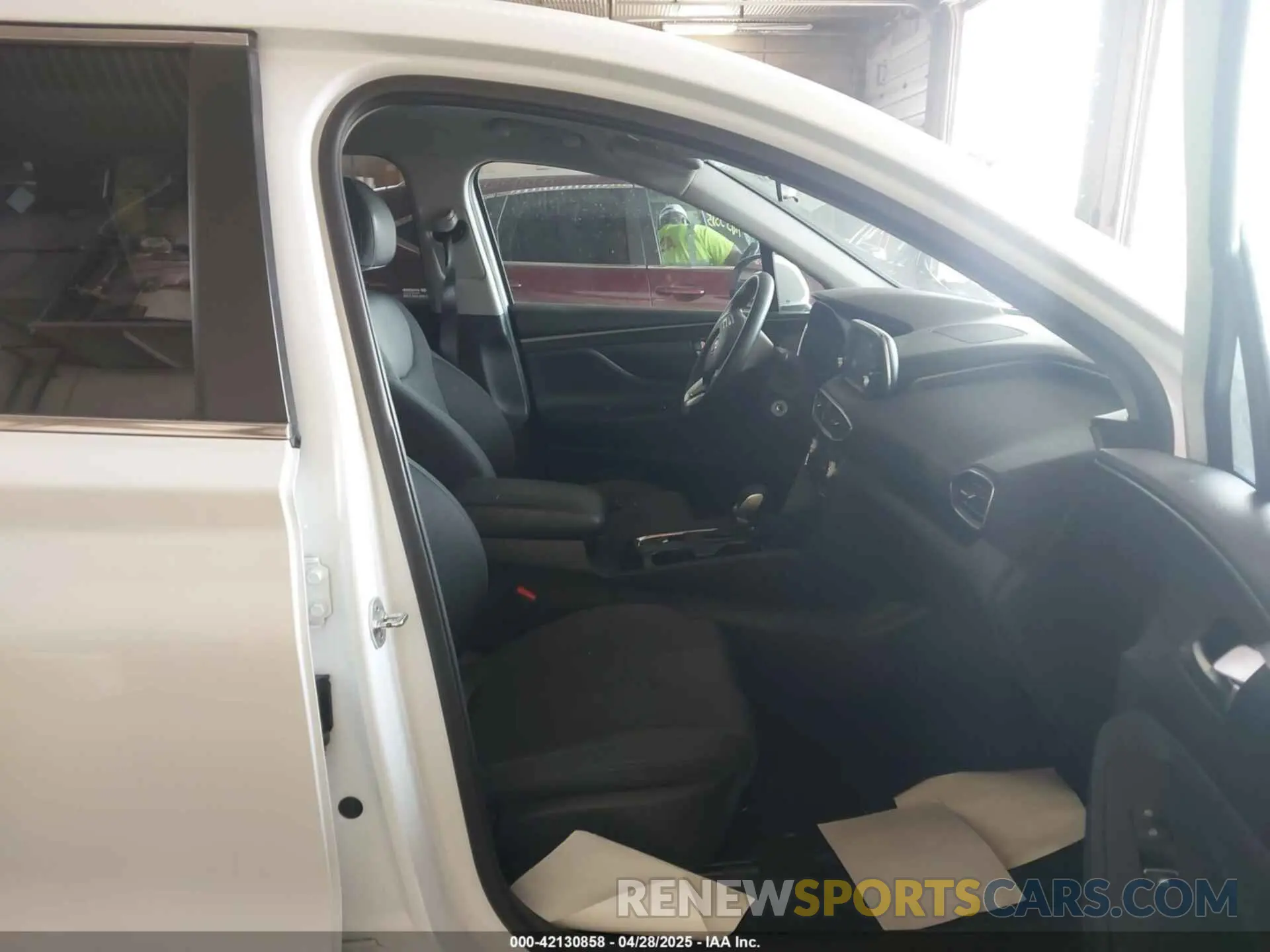 5 fotografías del automóvil dañado 5NMS2CAD6KH135413 HYUNDAI SANTA FE 2019