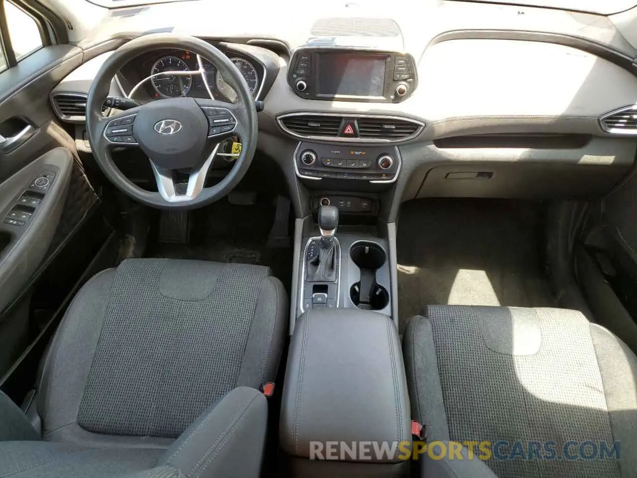 8 fotografías del automóvil dañado 5NMS2CAD8KH102705 HYUNDAI SANTA FE 2019