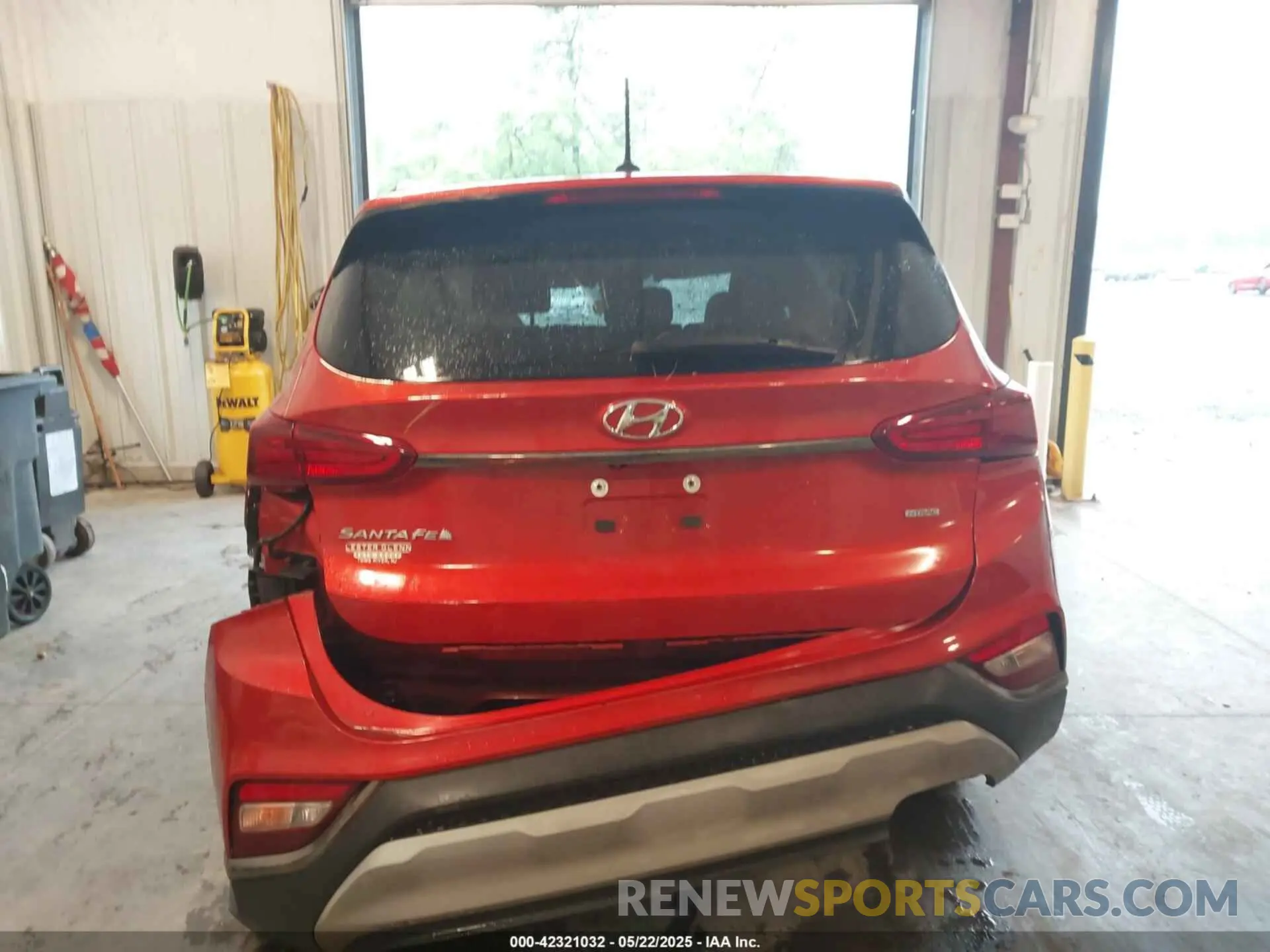 15 fotografías del automóvil dañado 5NMS2CAD9KH032647 HYUNDAI SANTA FE 2019