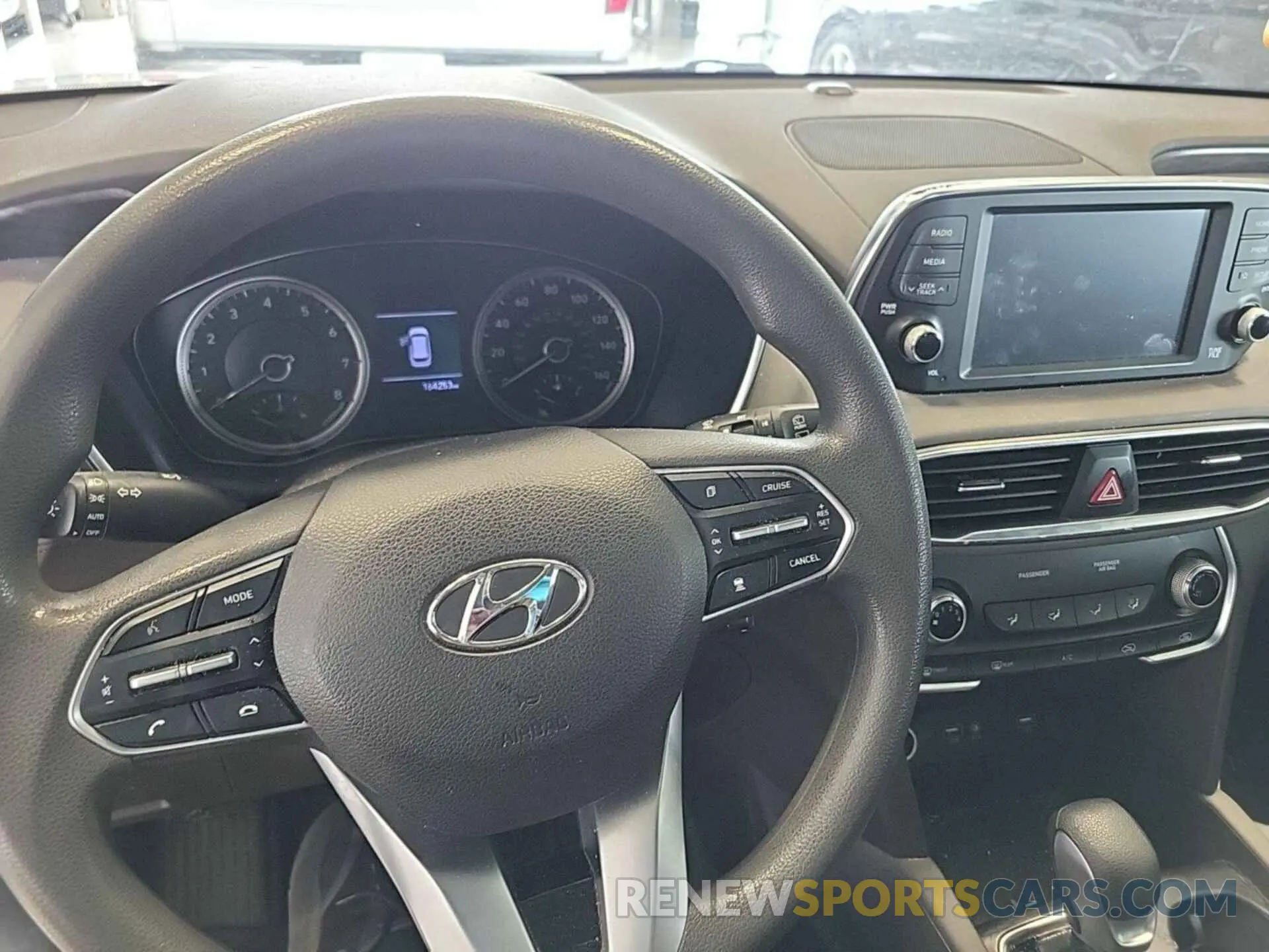 24 fotografías del automóvil dañado 5NMS2CADXKH044032 HYUNDAI SANTA FE 2019