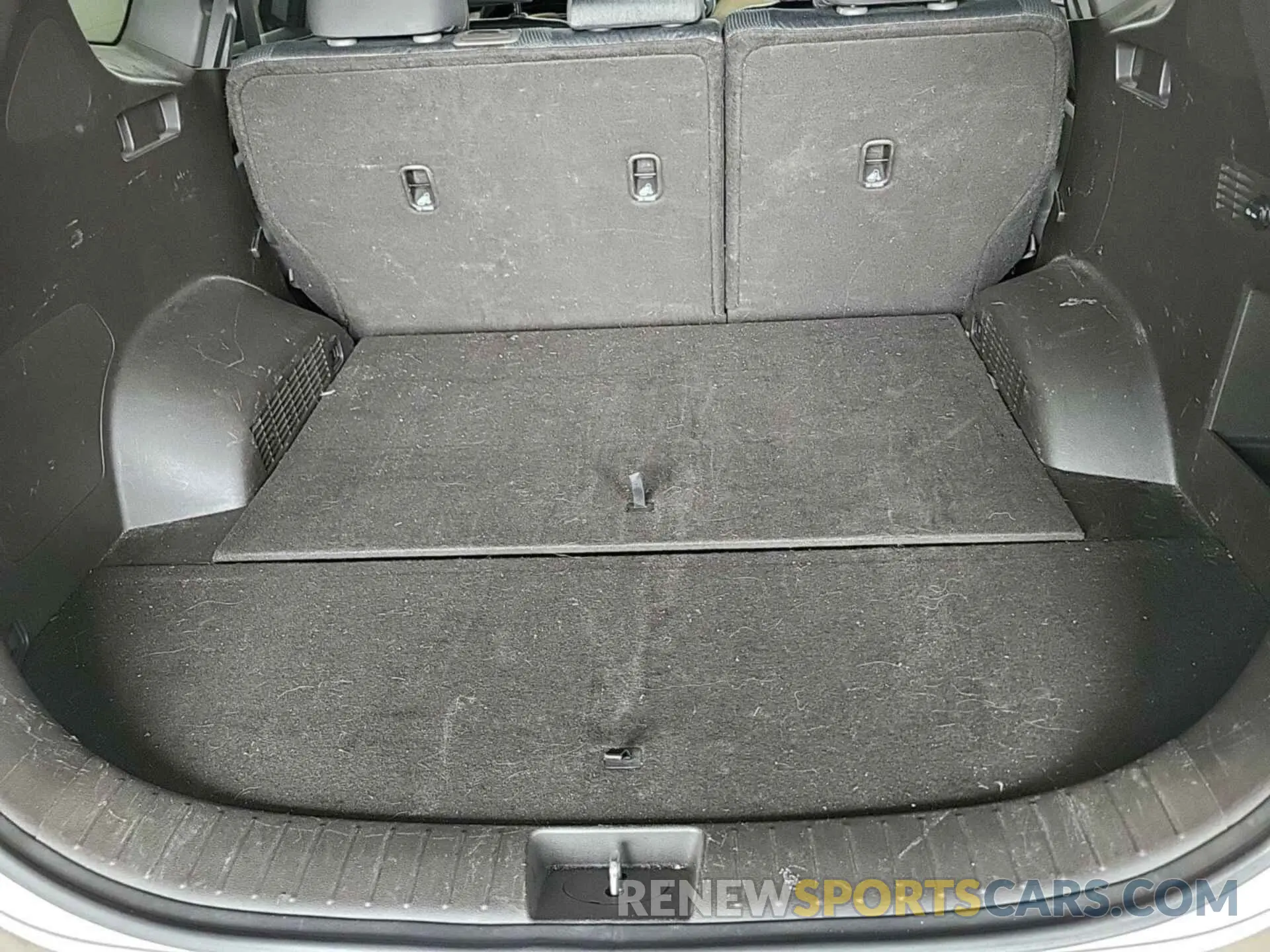 32 fotografías del automóvil dañado 5NMS2CADXKH044032 HYUNDAI SANTA FE 2019