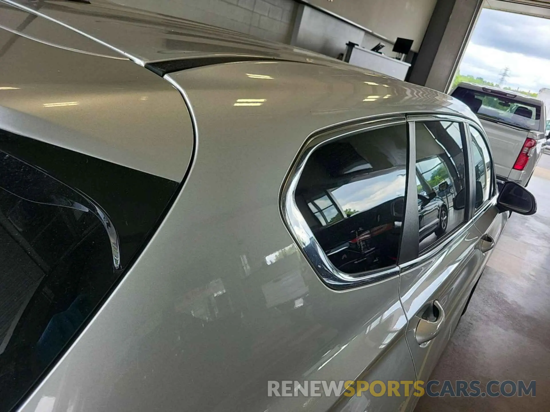 6 fotografías del automóvil dañado 5NMS2CADXKH044032 HYUNDAI SANTA FE 2019