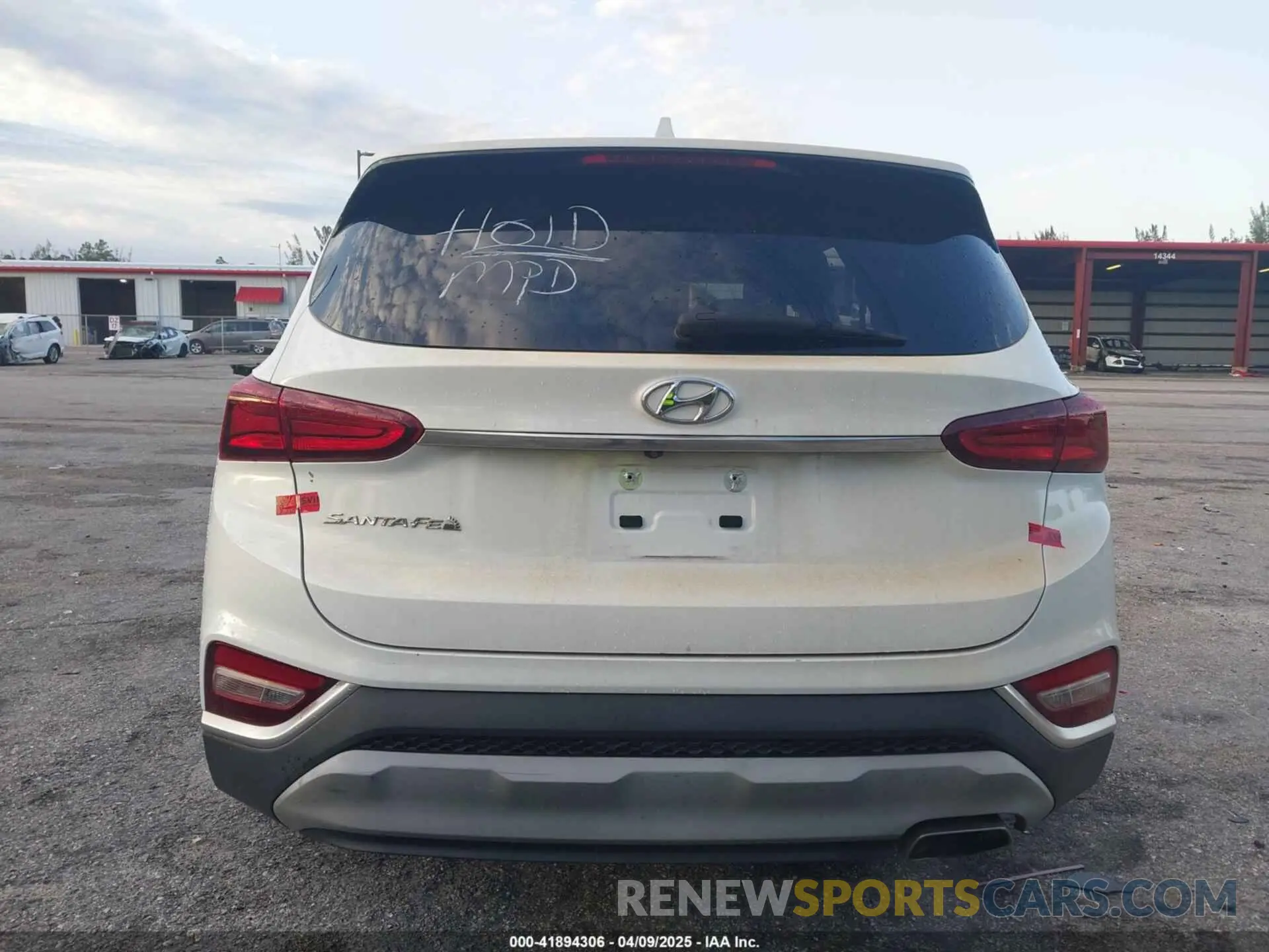 17 fotografías del automóvil dañado 5NMS33AD0KH006550 HYUNDAI SANTA FE 2019