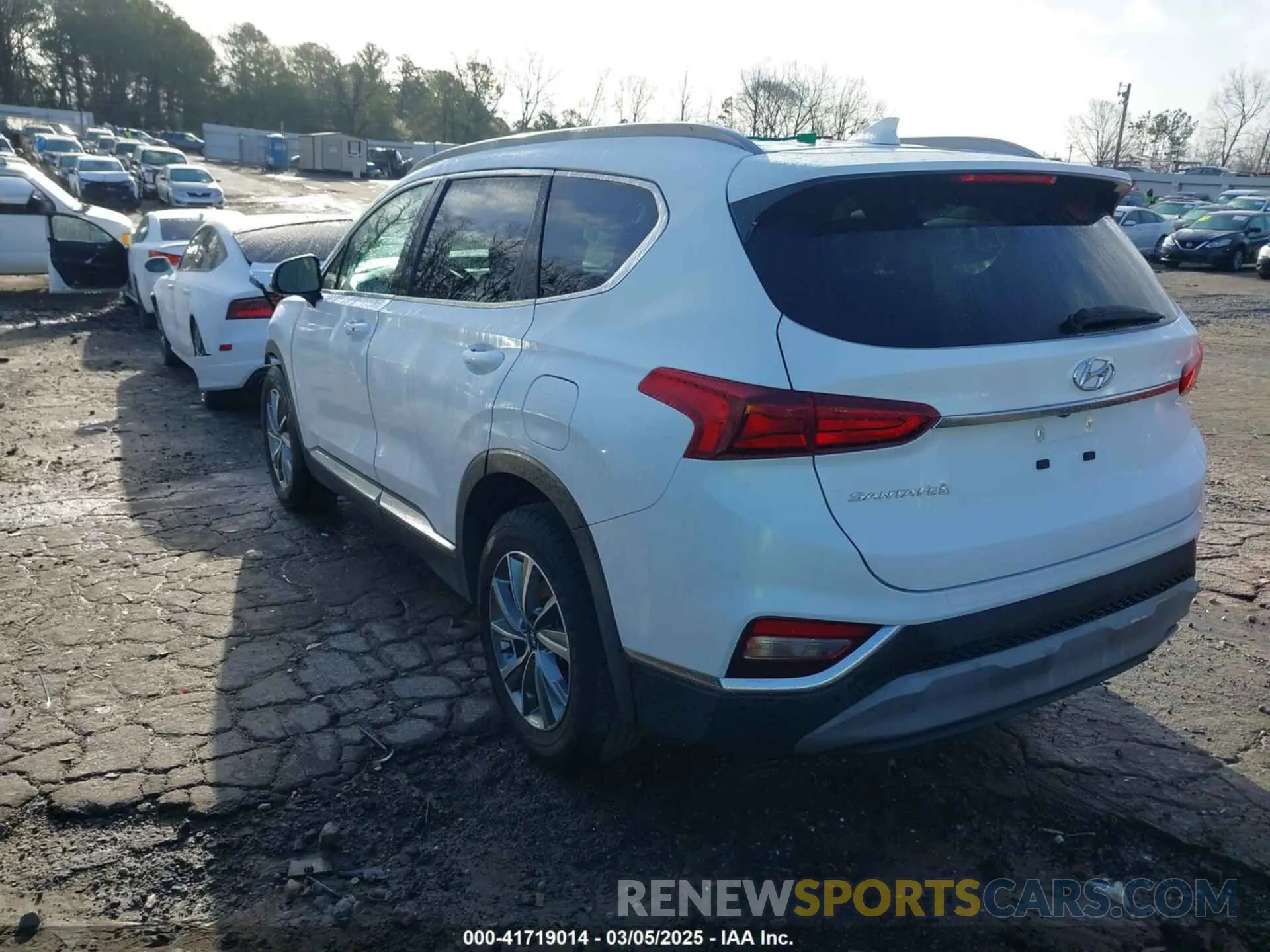 3 fotografías del automóvil dañado 5NMS33AD1KH045518 HYUNDAI SANTA FE 2019