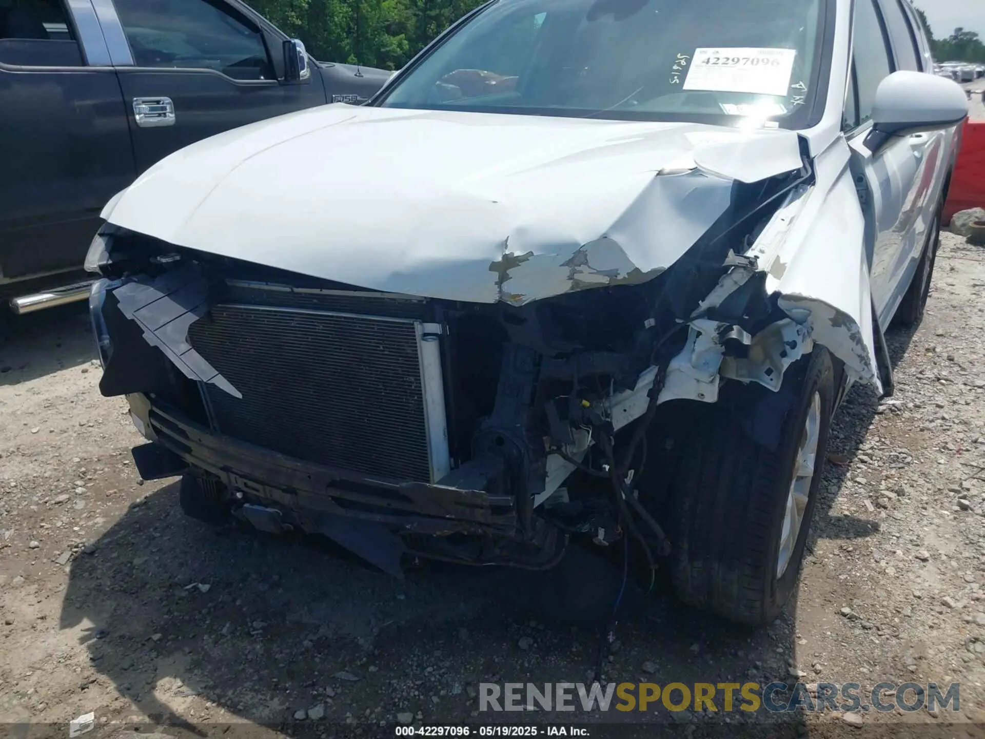6 fotografías del automóvil dañado 5NMS33AD3KH035346 HYUNDAI SANTA FE 2019