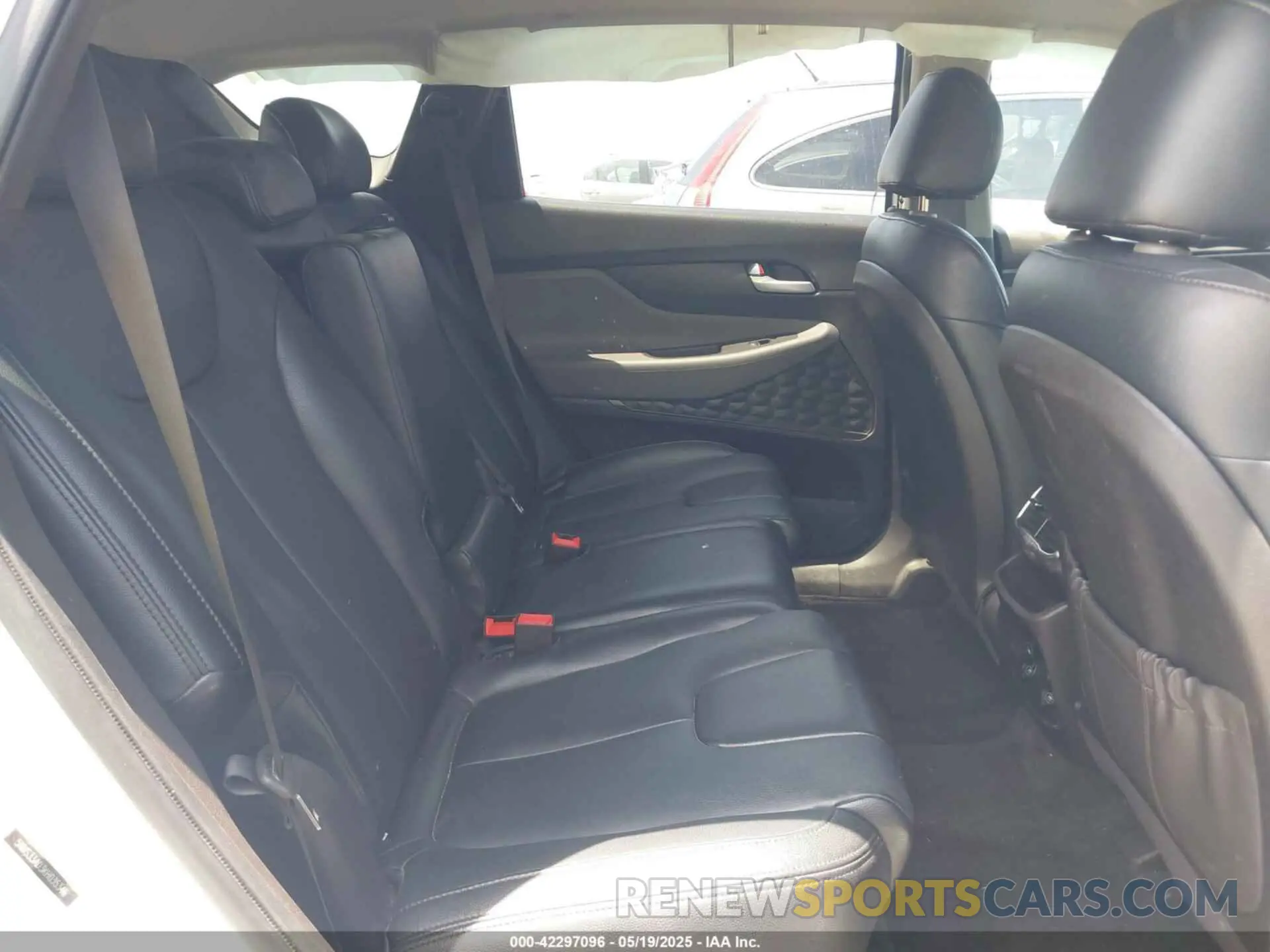 8 fotografías del automóvil dañado 5NMS33AD3KH035346 HYUNDAI SANTA FE 2019