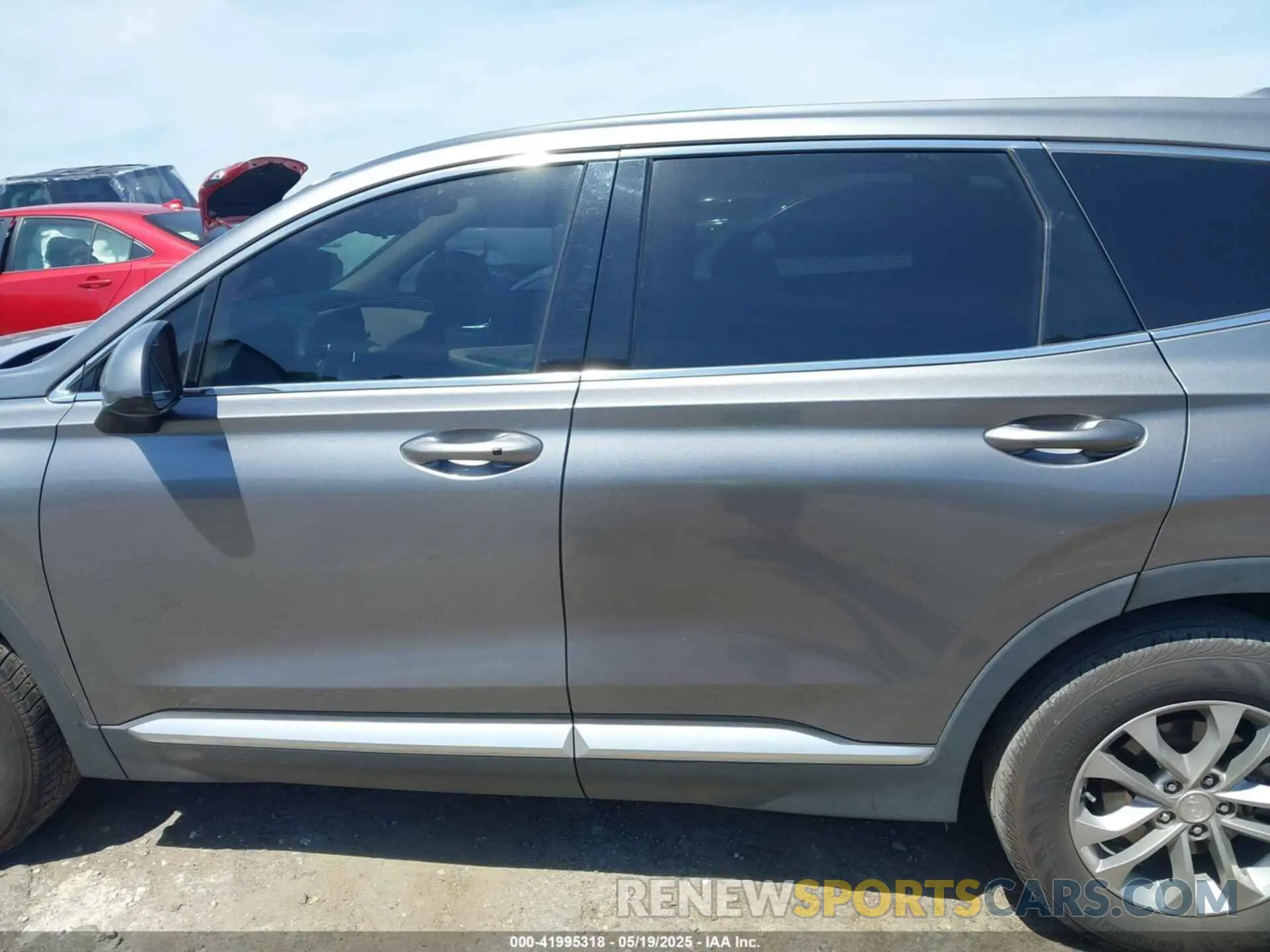 14 fotografías del automóvil dañado 5NMS33AD5KH048440 HYUNDAI SANTA FE 2019